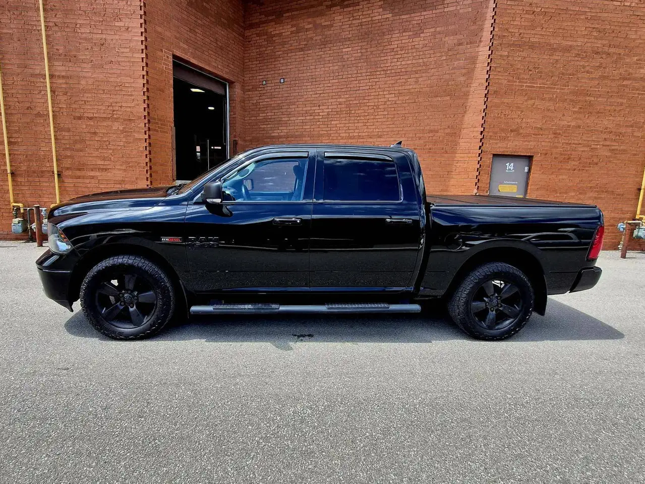 RAM 1500 снимка RAM 1500