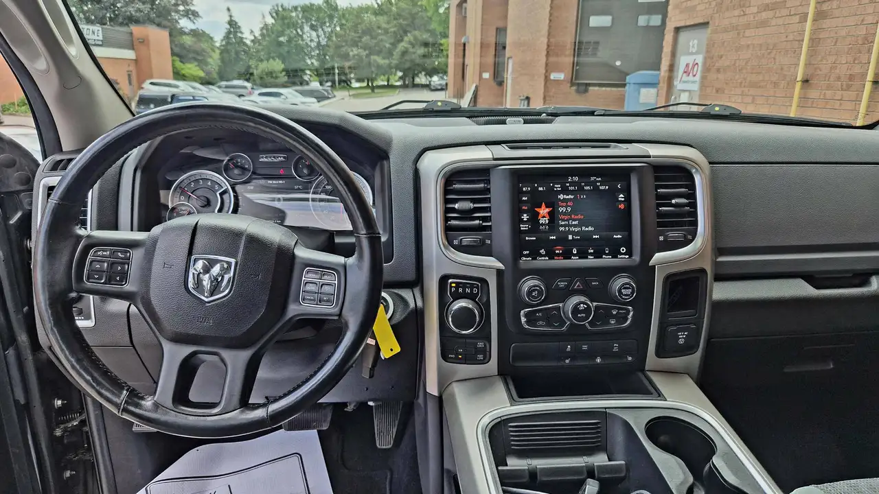 RAM 1500 снимка RAM 1500
