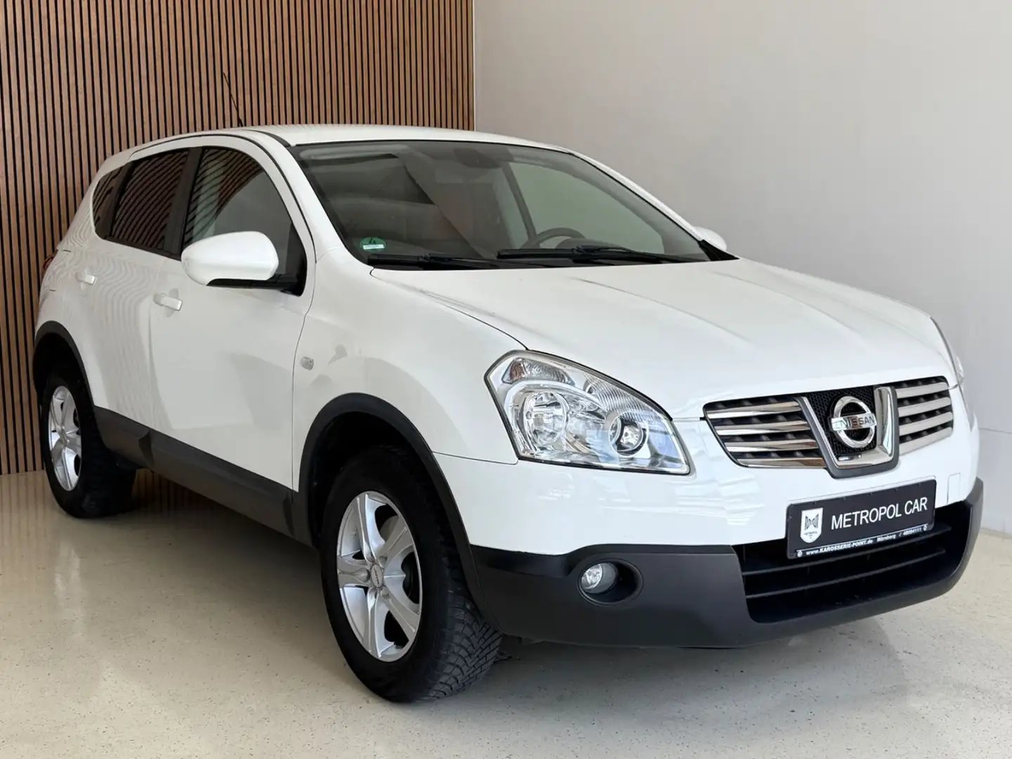 Nissan Qashqai Acenta 2.0 TEMP/KLIMA/ALU/TÜV 02.2027 Weiß - 1