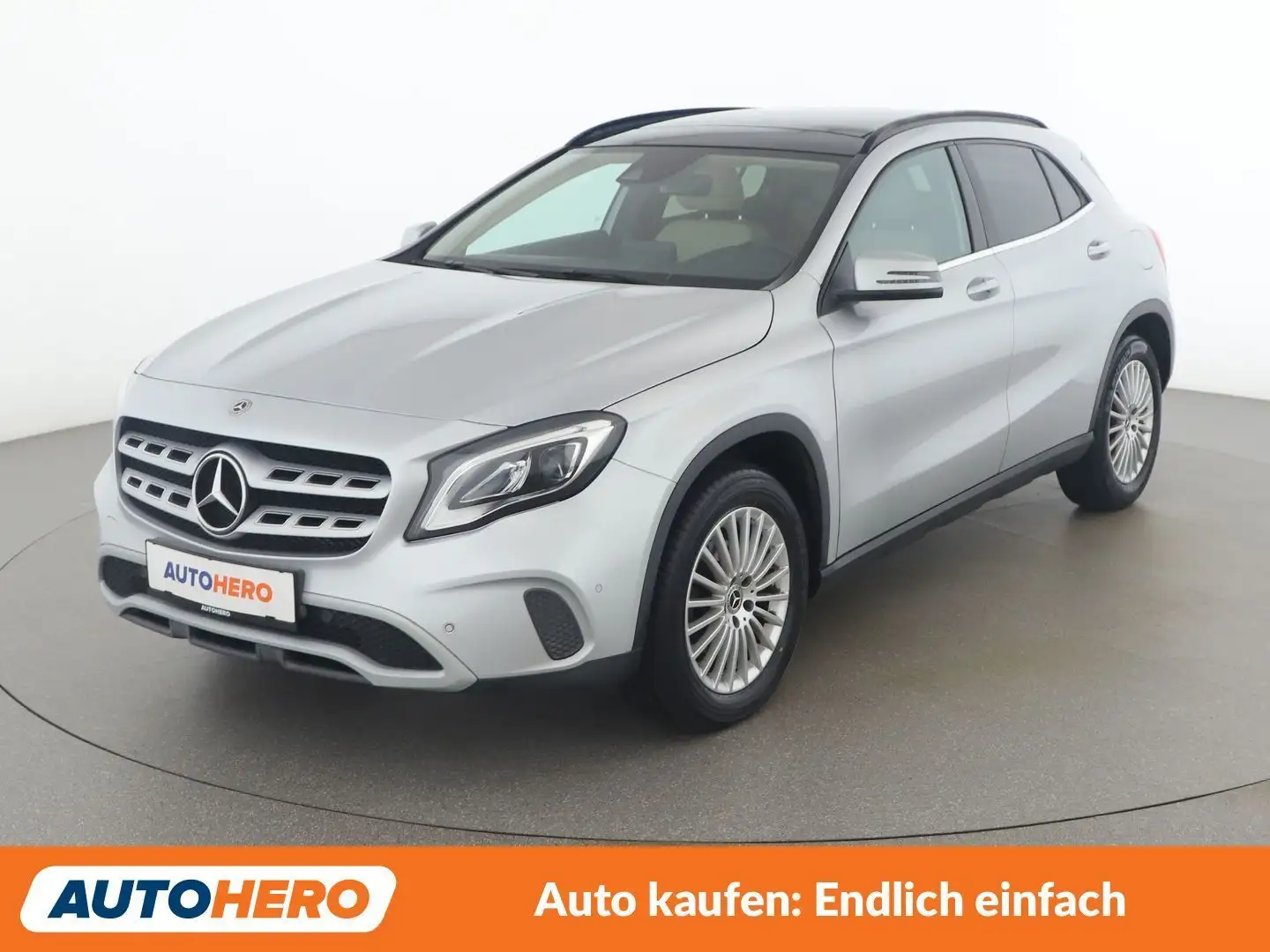 Mercedes-Benz GLA 200 GLA 200 d Austria Night Edition Grau - 1
