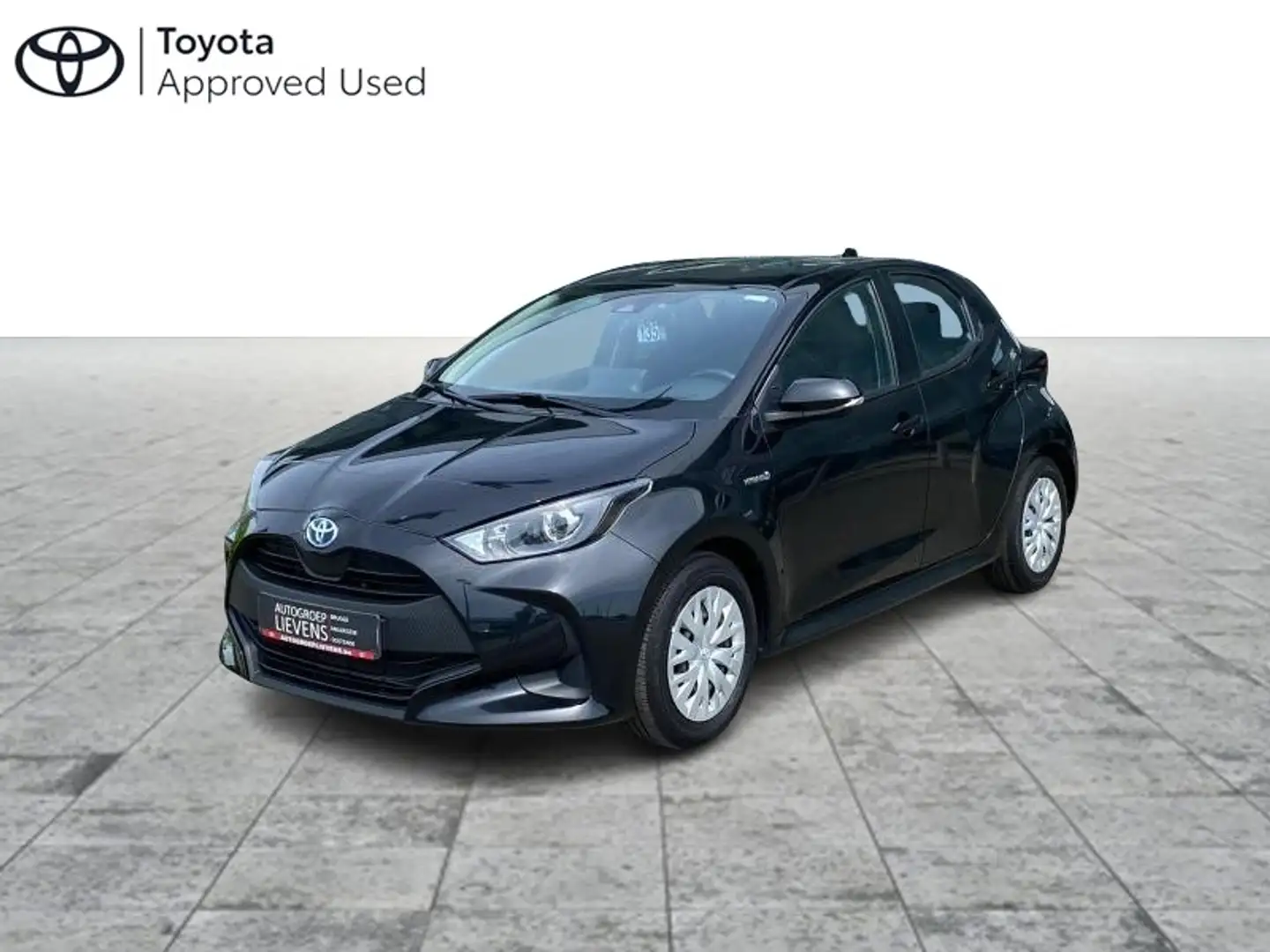 Toyota Yaris Dynamic 1.5HYB CVY Zwart - 1