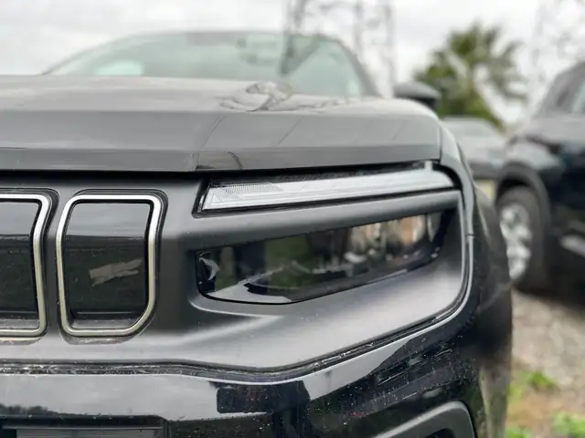 Jeep Avenger view 10