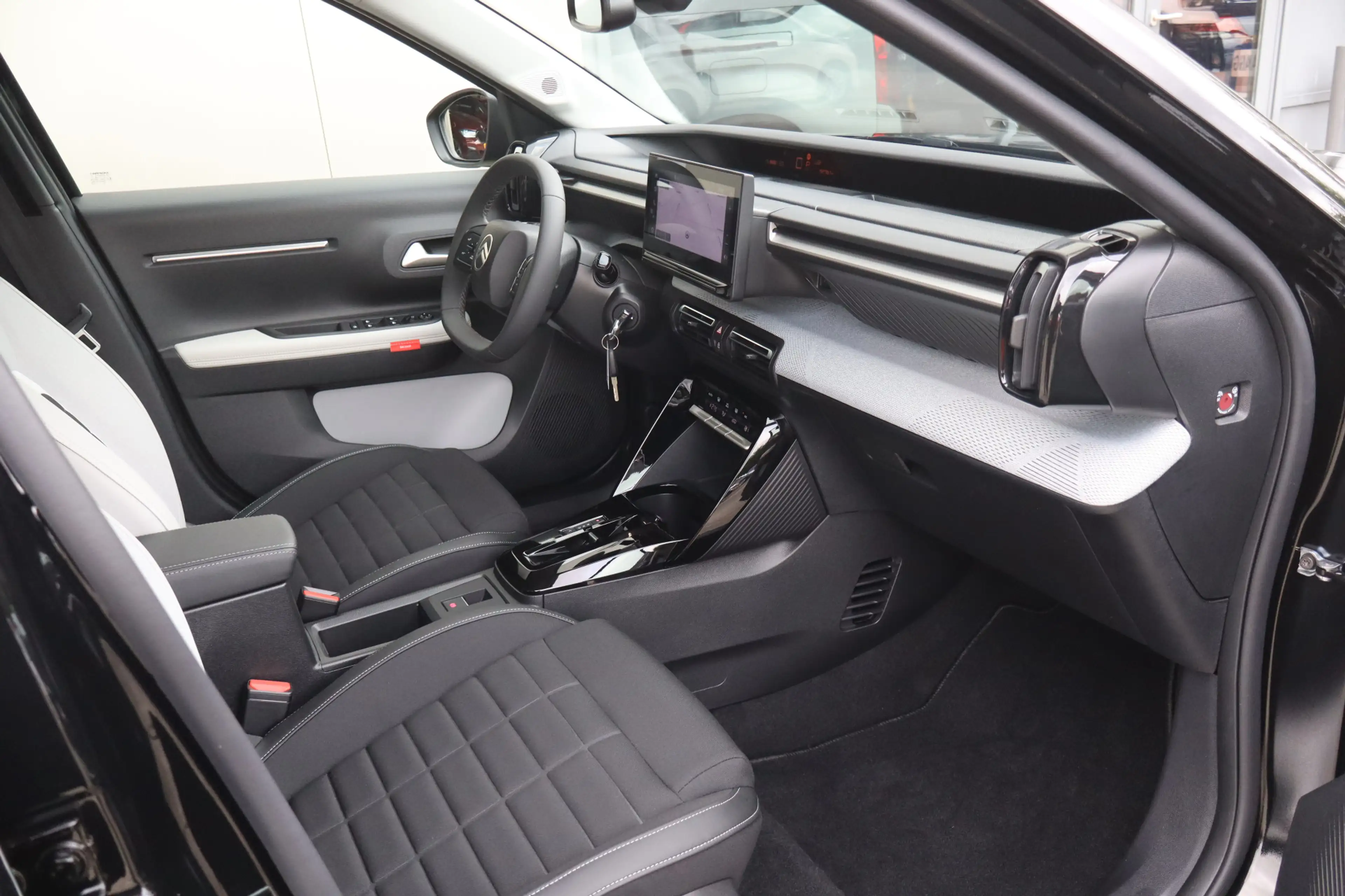 Citroen E-C3 Max 113pk 44 kWh - NL- Auto!! Camera I Apple I Cli — photo 3