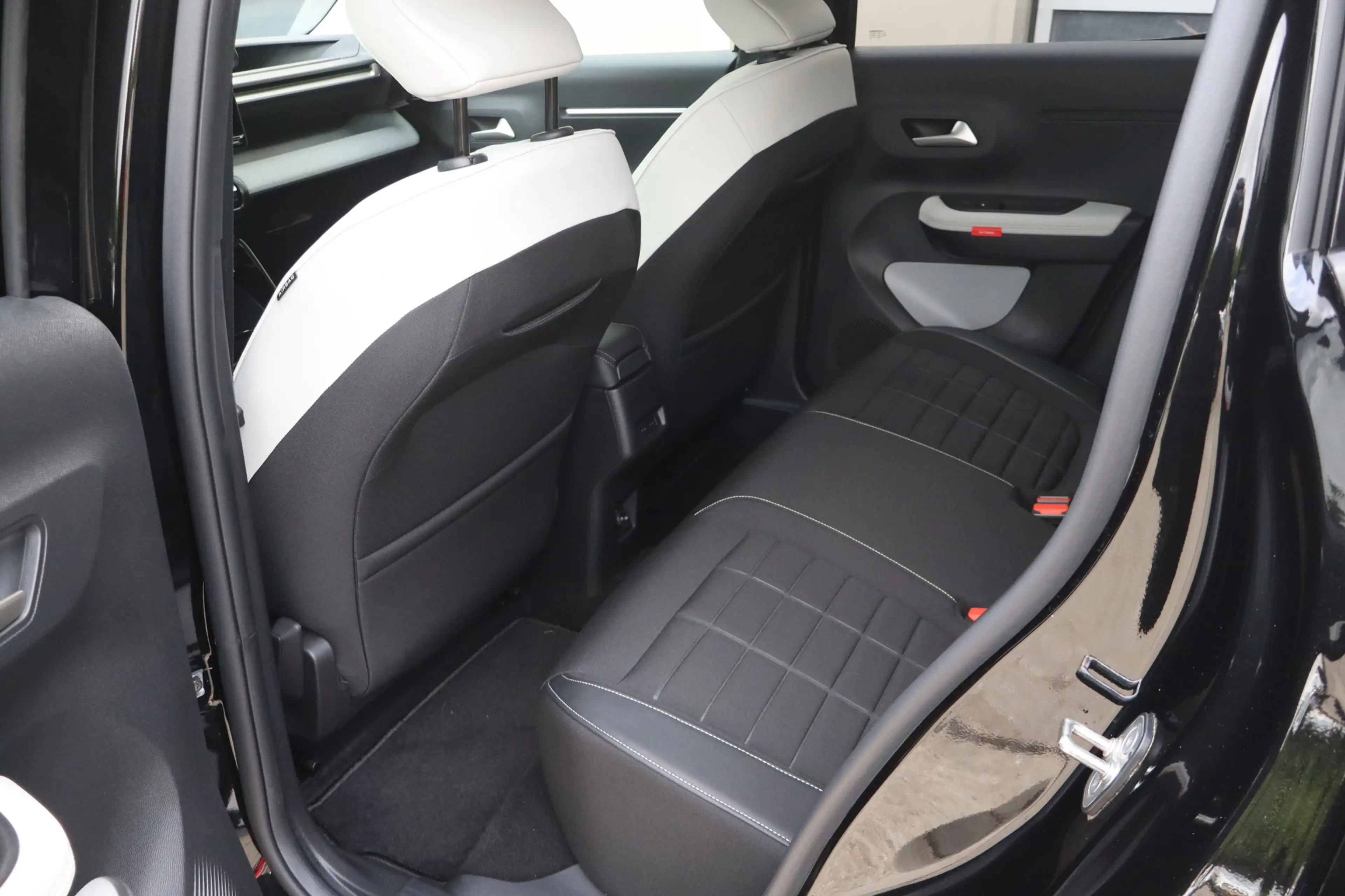 Citroen E-C3 Max 113pk 44 kWh - NL- Auto!! Camera I Apple I Cli — photo 30
