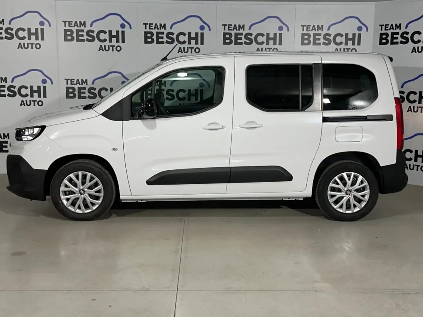 Fiat Doblo 1.5BlueHdi 100CV AUTOVETTURA Bianco - 2