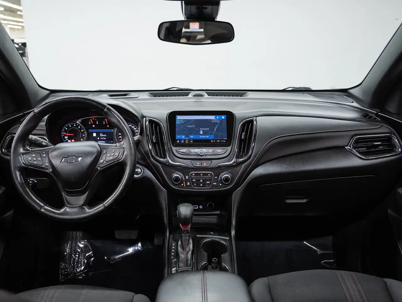 Chevrolet Equinox снимка Chevrolet Equinox