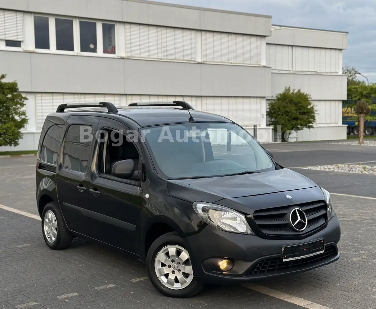 Mercedes-Benz Citan 112 lang *NAVI*KLIMA*PARKTRONIC*AHK*1.HD* Zwart - 2