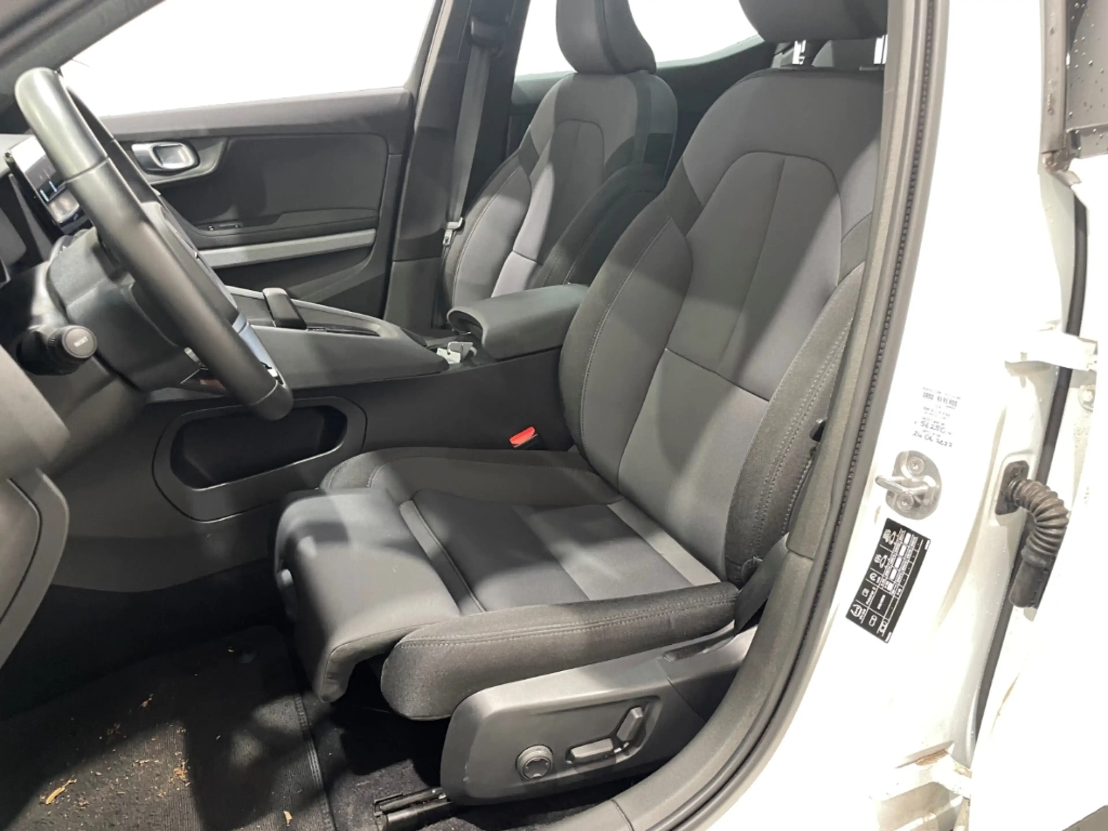 Polestar 2 Long Range Single LED ACC Pano PDC — photo 6