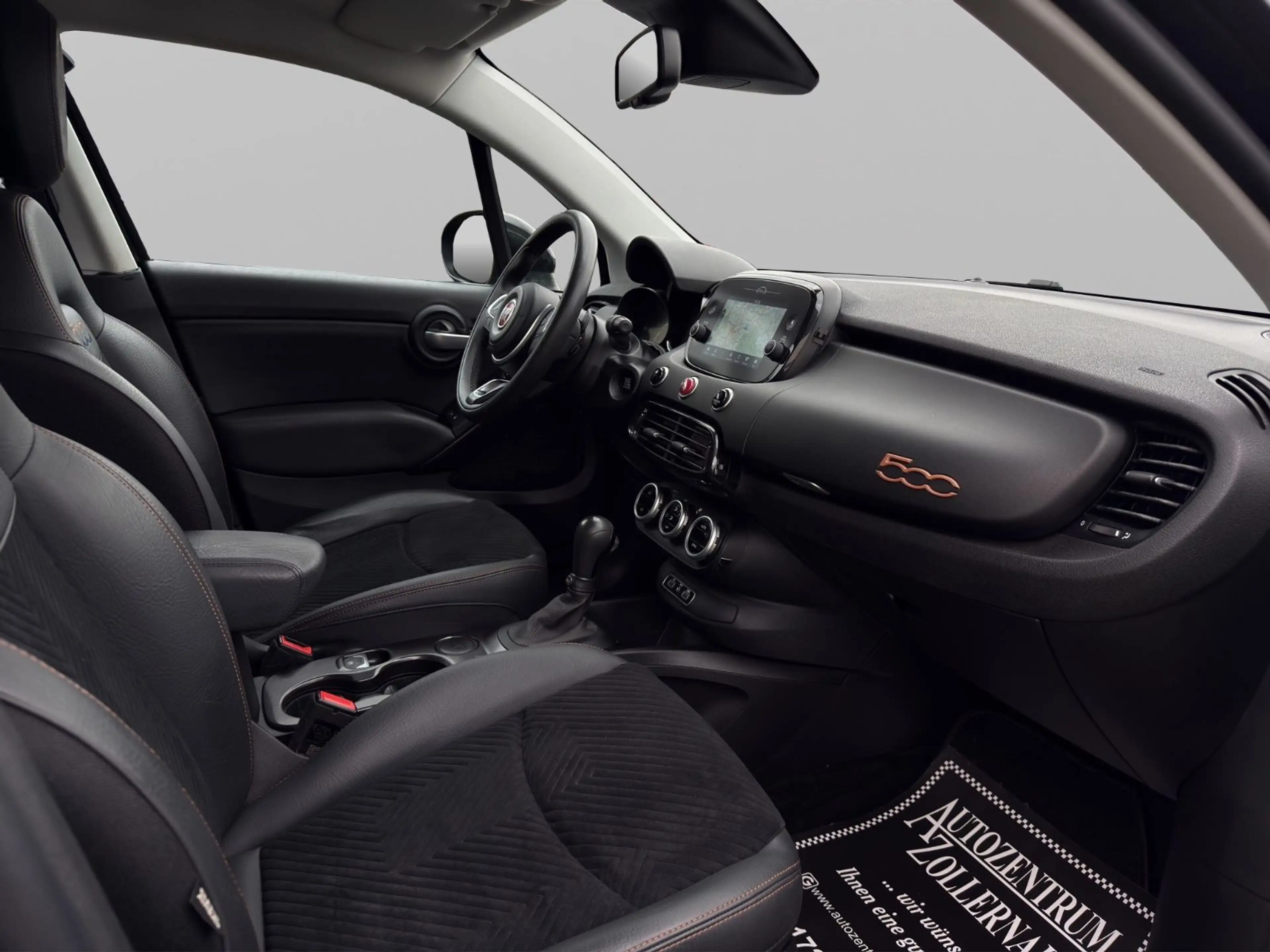 Fiat 500X 1.3 Turbo DCT City Cross *1.HAND*AHK*NAVI* — photo 9