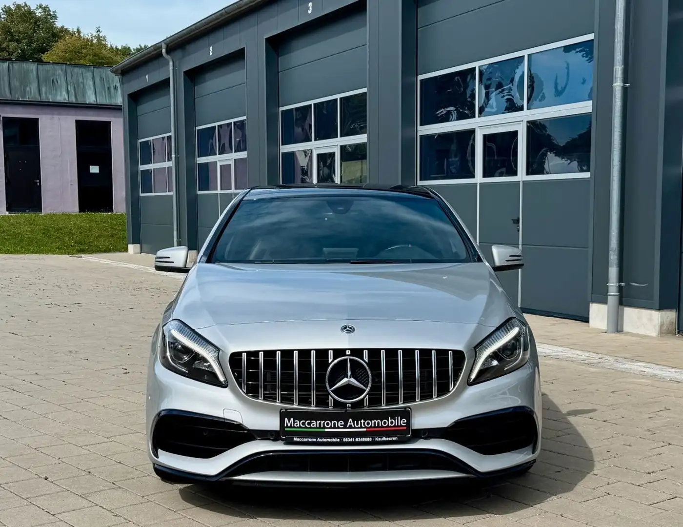 Mercedes-Benz A 45 AMG 4Matic*Pano*Sportabgas*Dynamic-Plus-Pak Silber - 2
