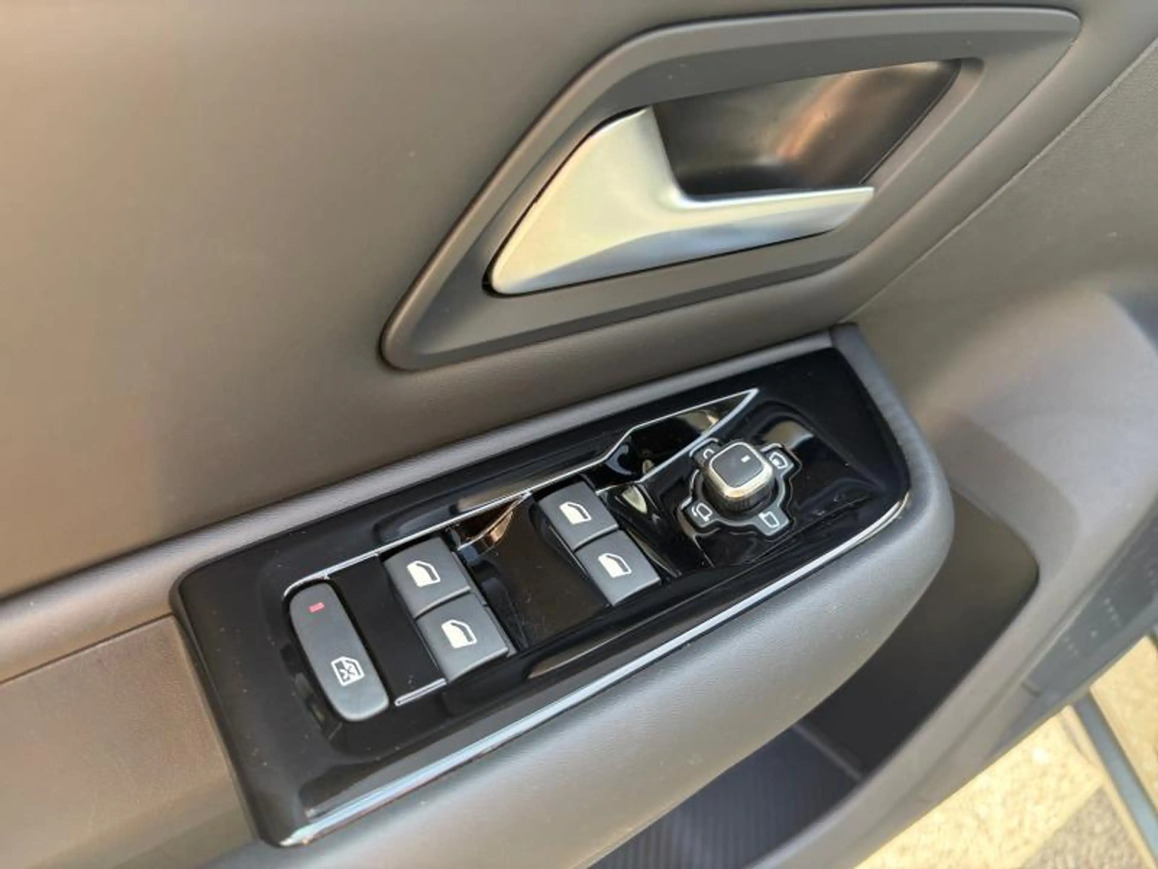 Citroen C5 X 1.6 180cv Automatique Gris 05/23 19407km Airco GPS — photo 15