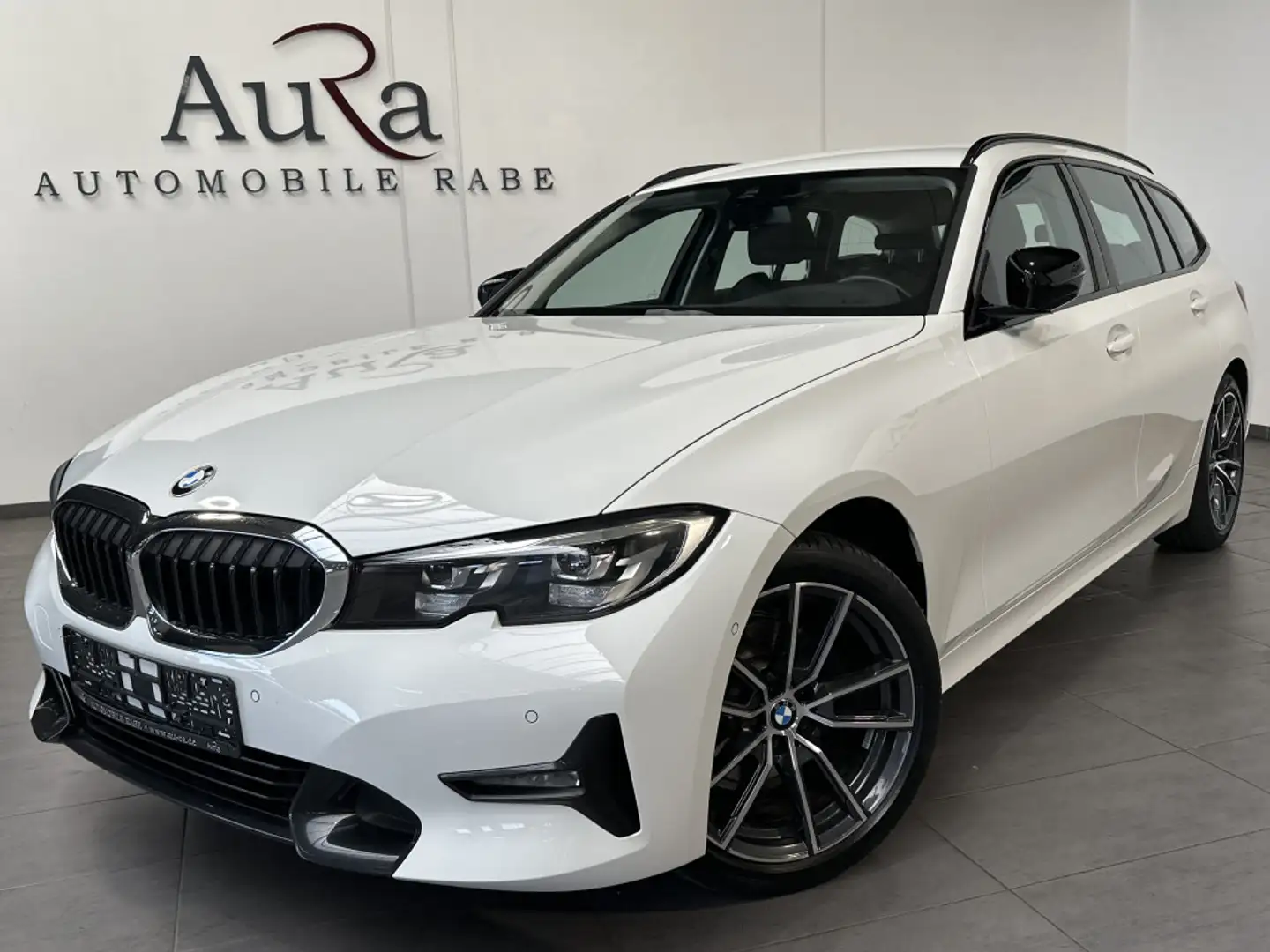 BMW 320 Touring Sport-Line NAV+LED+HIFI+KAMERA+18ZO Weiß - 2