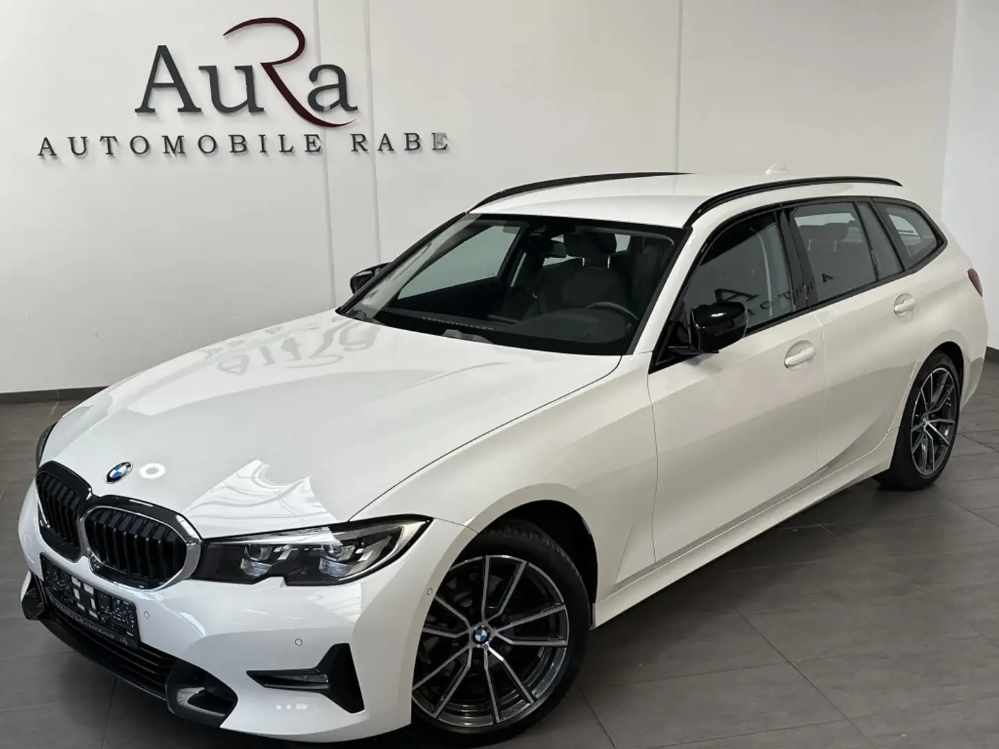 BMW 320 Touring Sport-Line NAV+LED+HIFI+KAMERA+18ZO Weiß - 1
