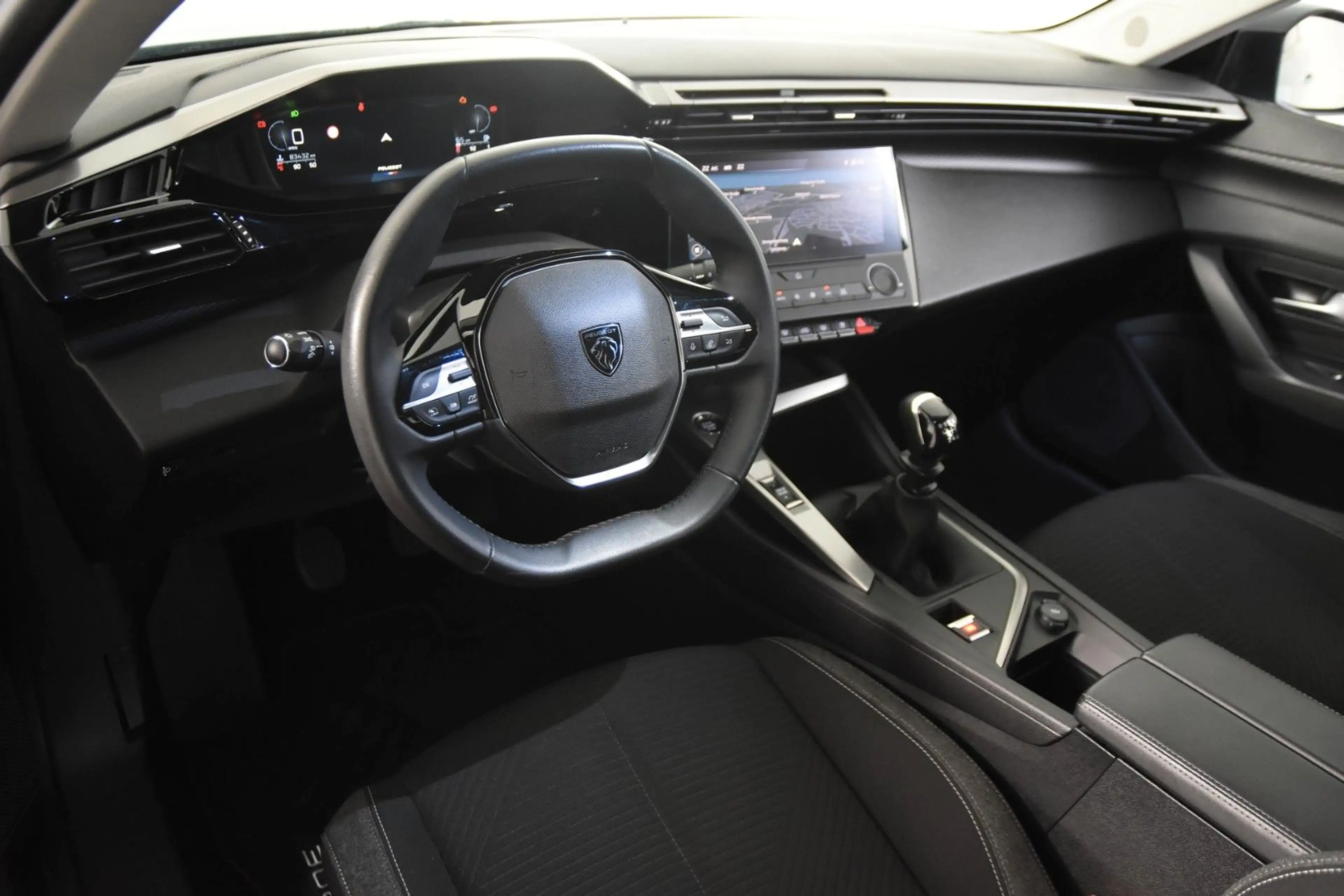 Peugeot 308 SW Allure 130 *1.Hand*Navi*Park ass.*Carplay — photo 12