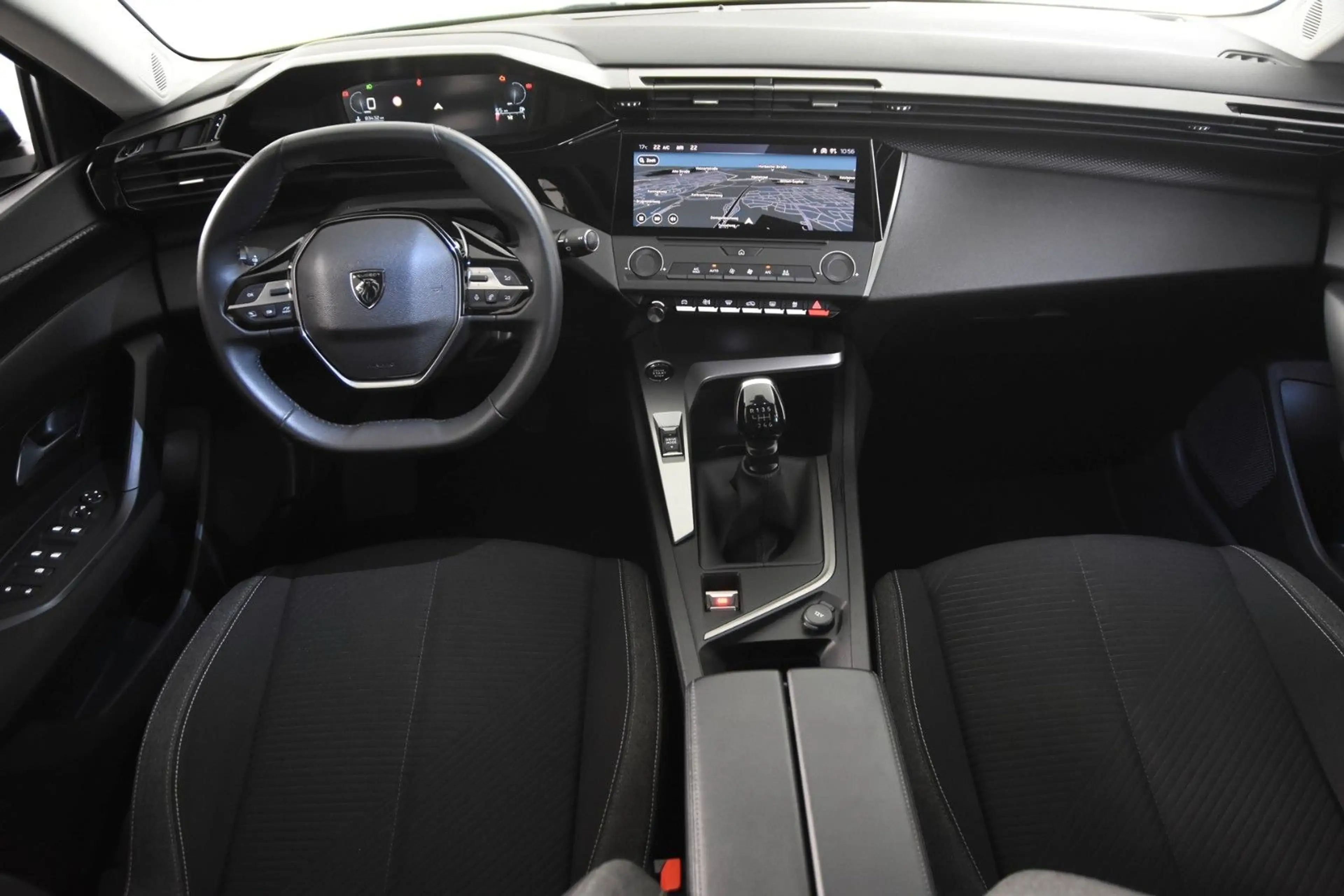 Peugeot 308 SW Allure 130 *1.Hand*Navi*Park ass.*Carplay — photo 2