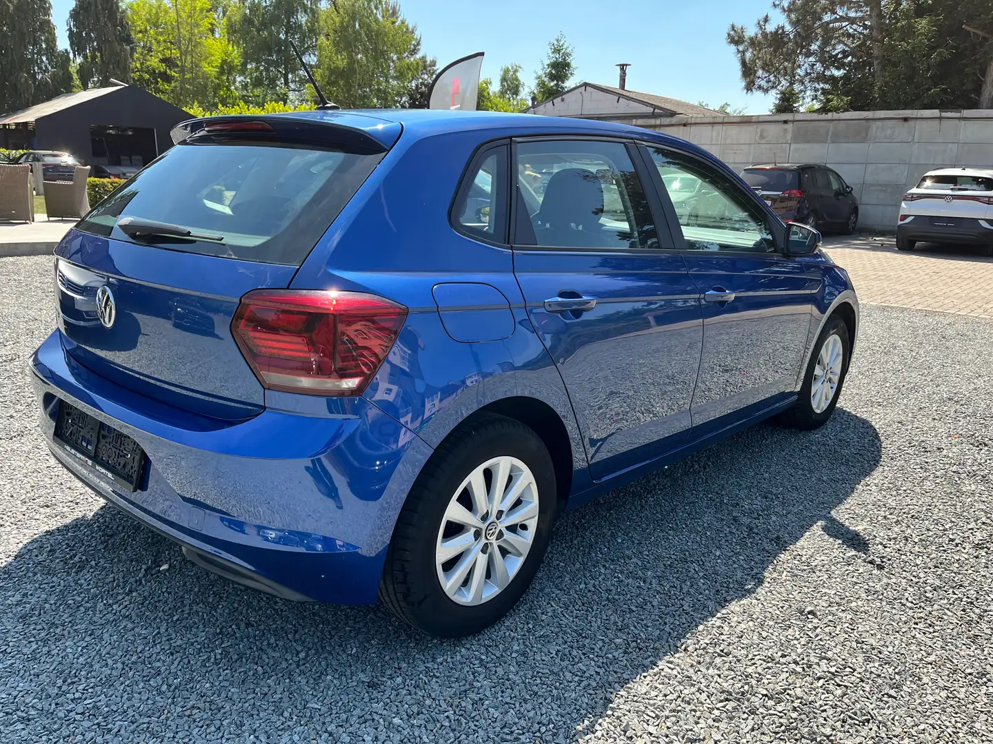 Volkswagen Polo 1.0i Trendline usb Azul - 2