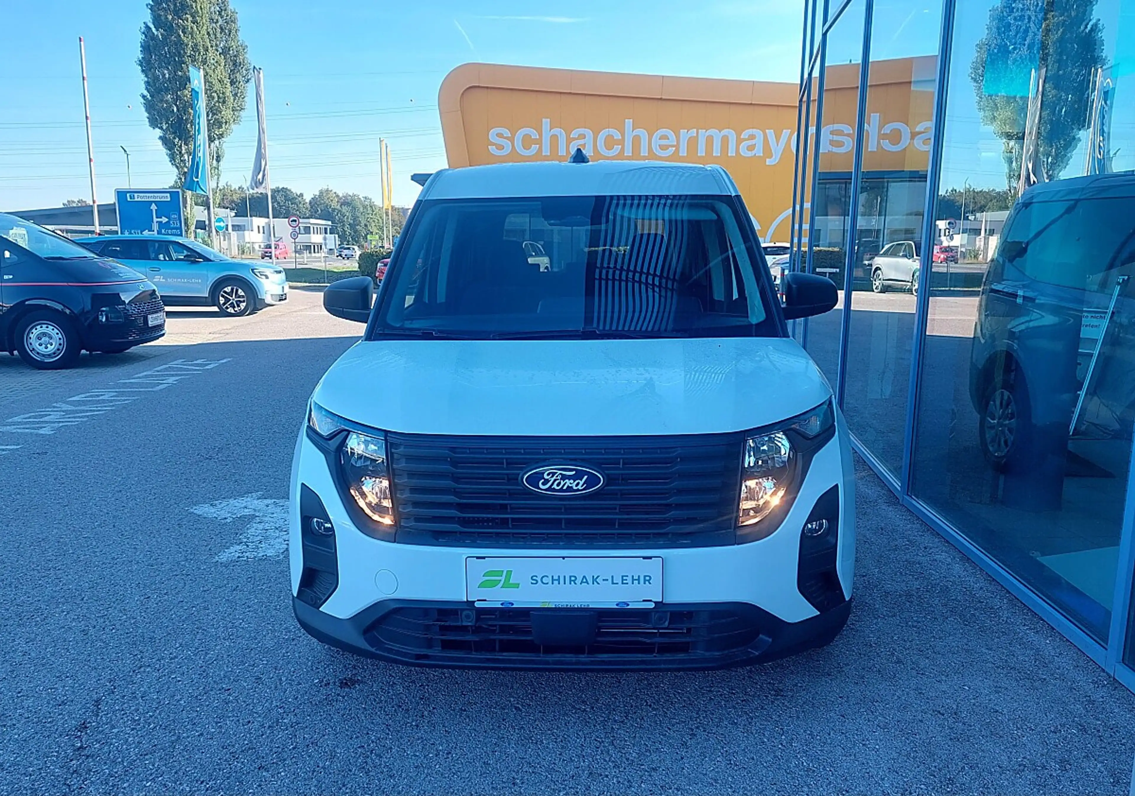 Ford Tourneo Courier 1,0 EcoBoost Trend