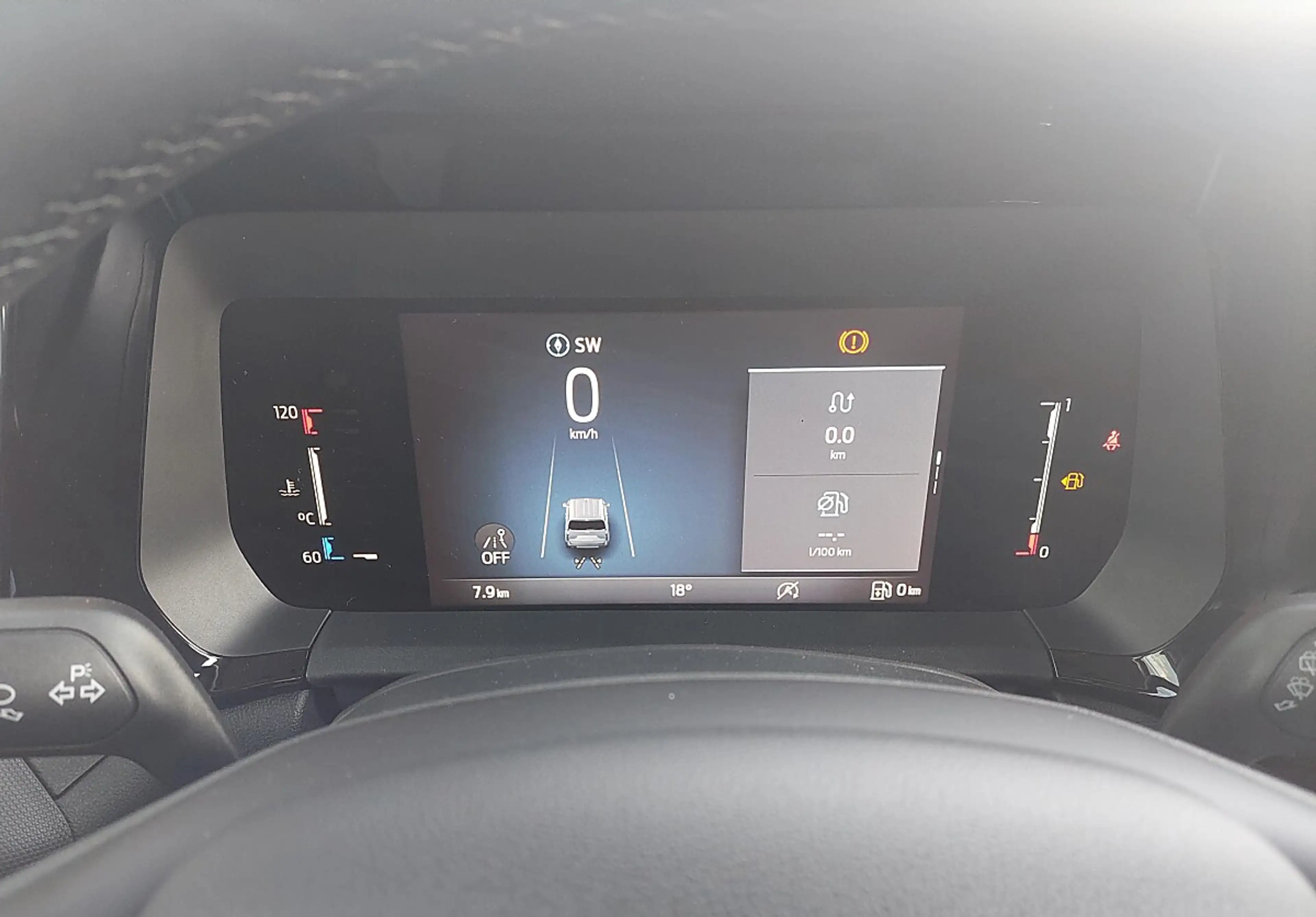 Ford Tourneo Courier 1,0 EcoBoost Trend — photo 7