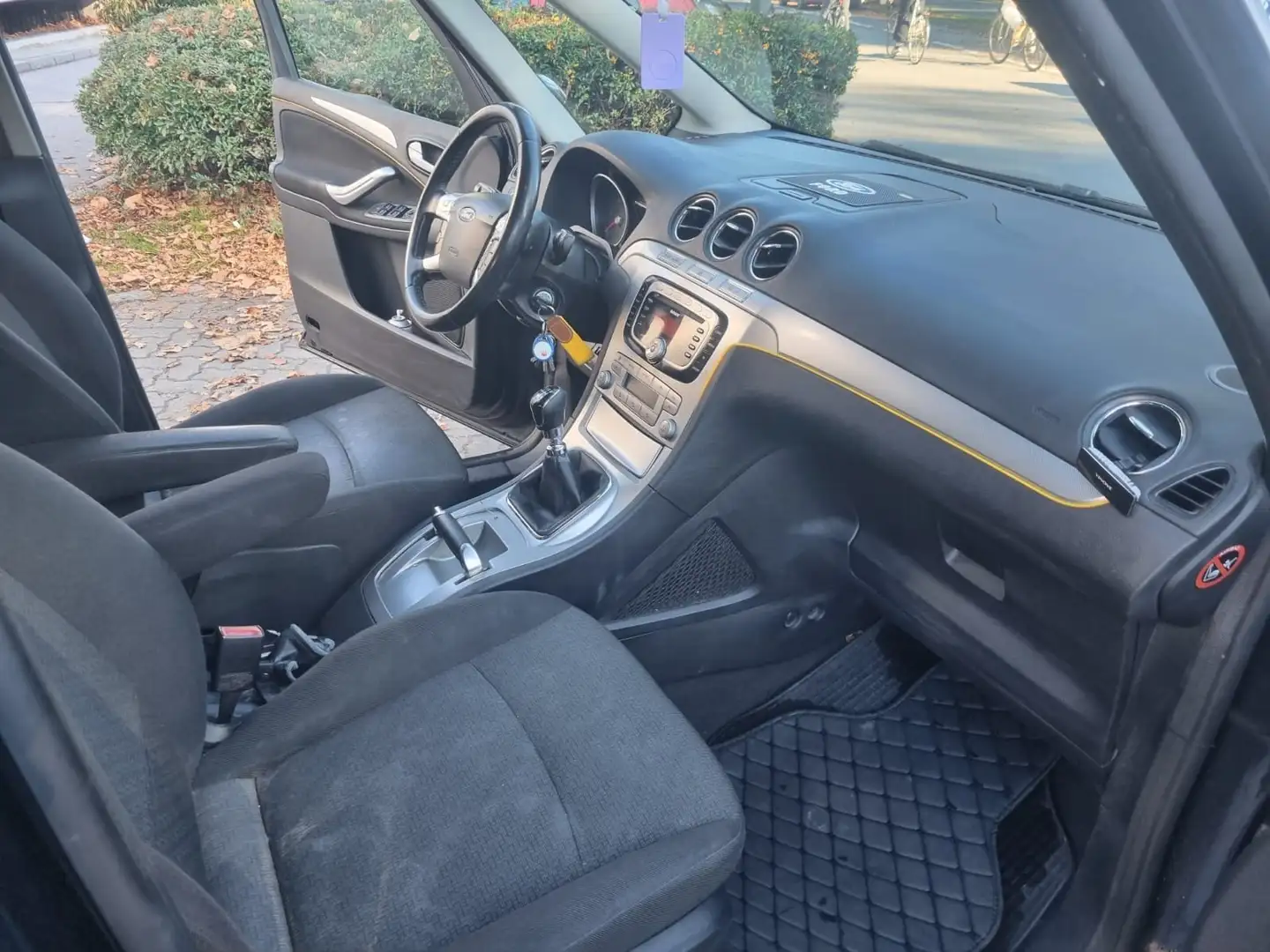 Ford Galaxy Trend 2,0 TDCi DPF - 2