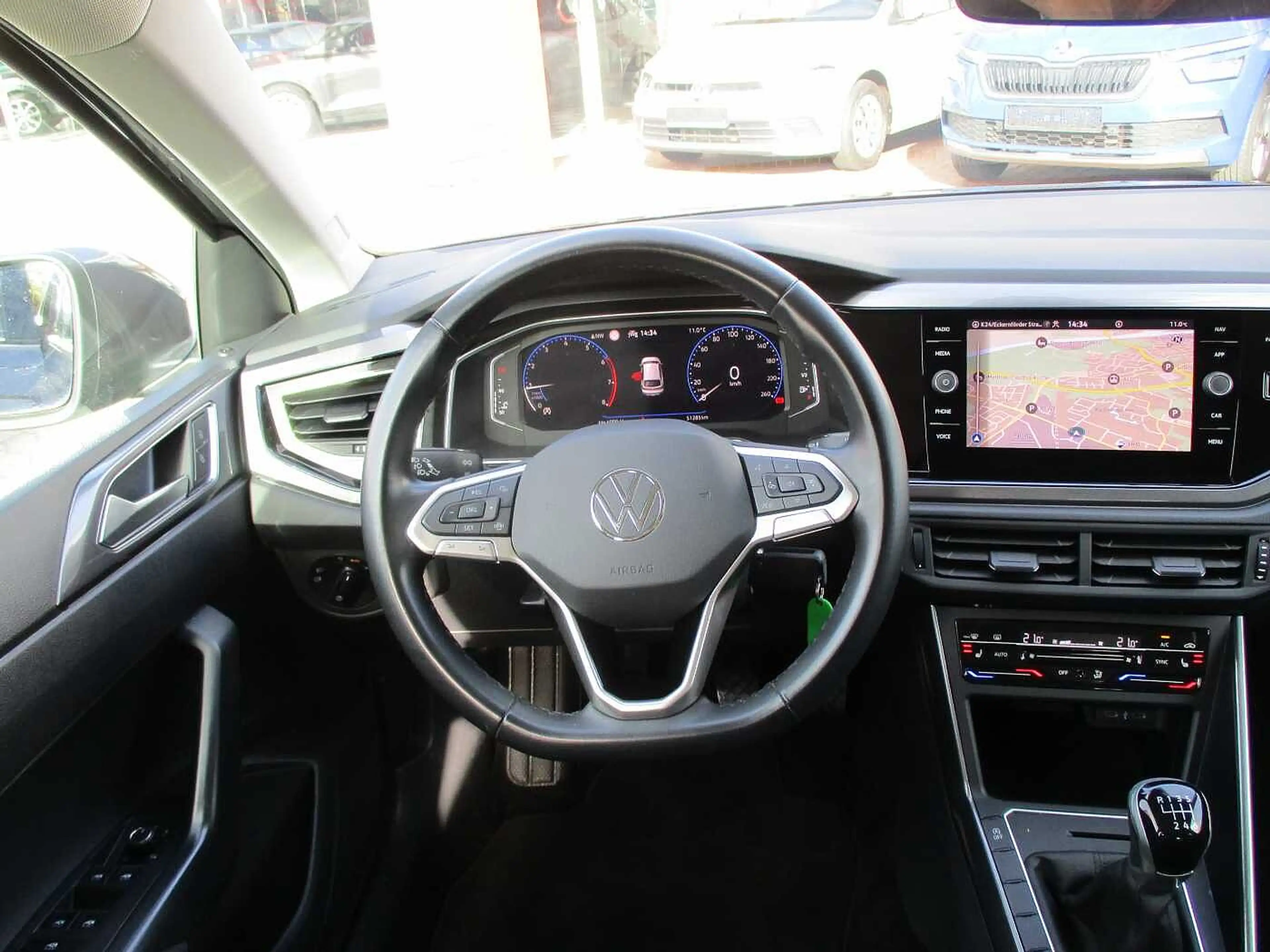 Volkswagen Taigo 1.0 TSI OPF Style — photo 8