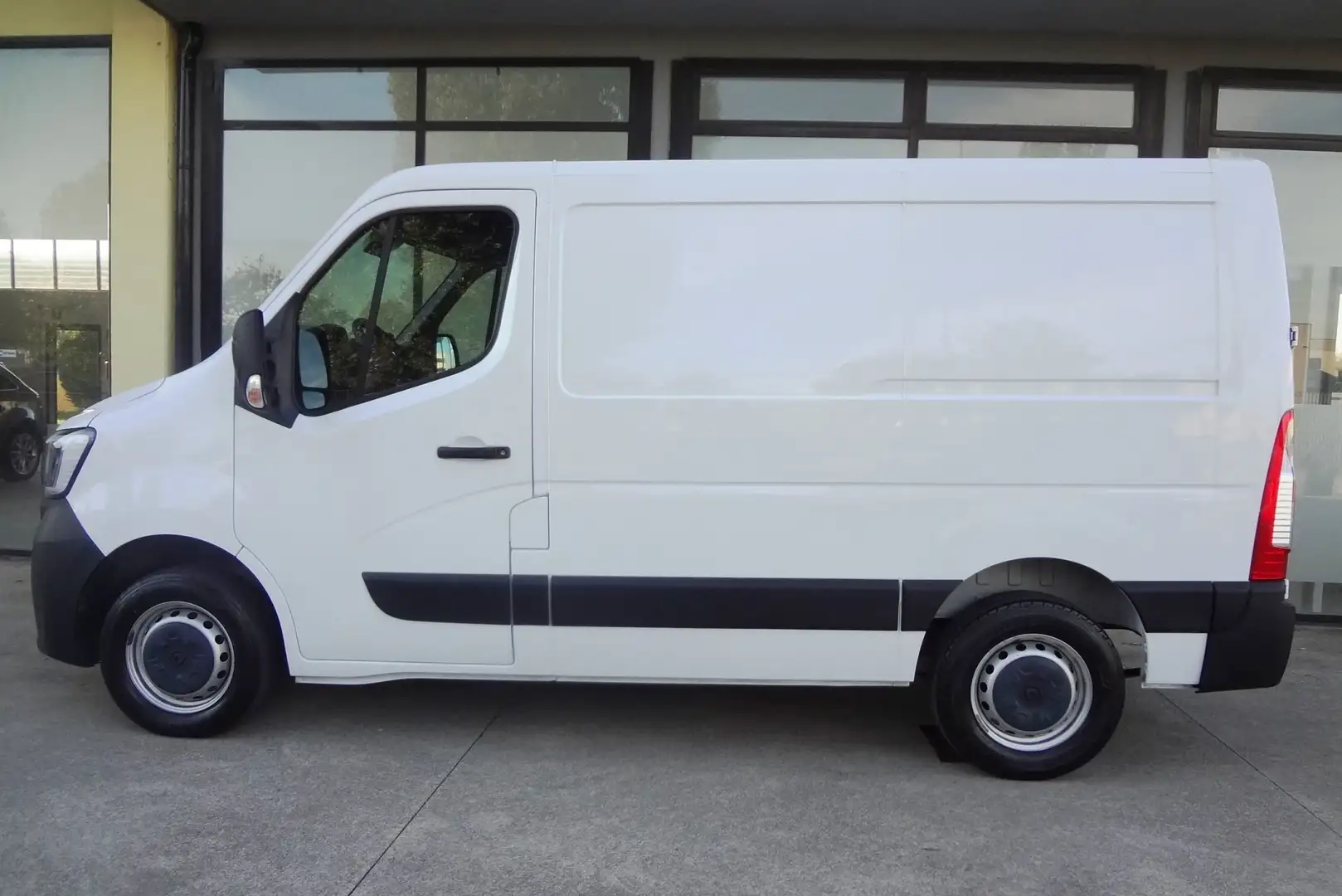 Renault Master T28 2.3 dCi 136CV PC-TN Batteria Nuova Tagliandato Bianco - 2