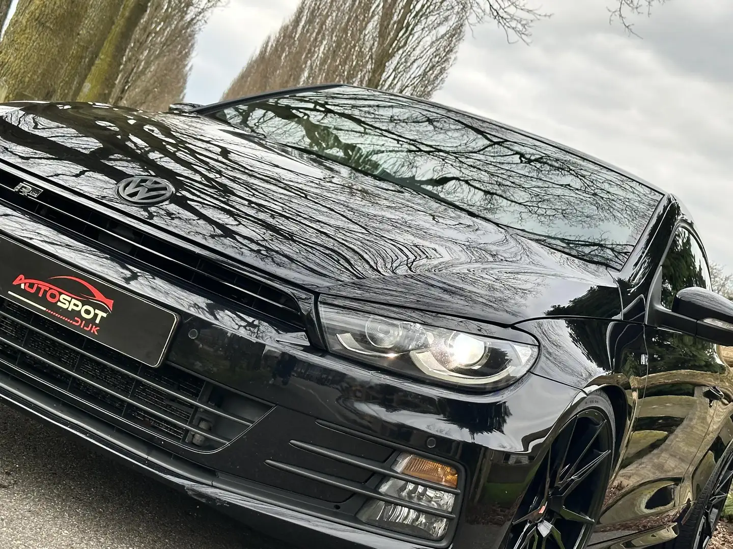 Volkswagen Scirocco 2.0 TSI DSG R-Line Negro - 2
