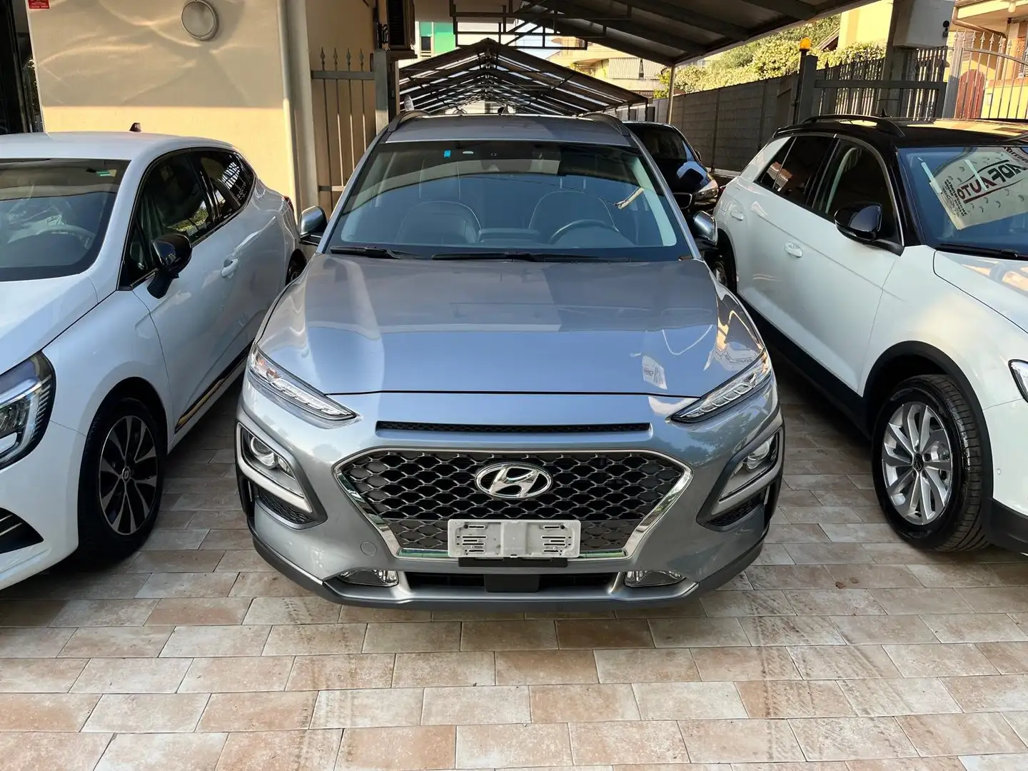 Hyundai KONA Kona 1.6 hev Xtech 2wd dct Grigio - 1