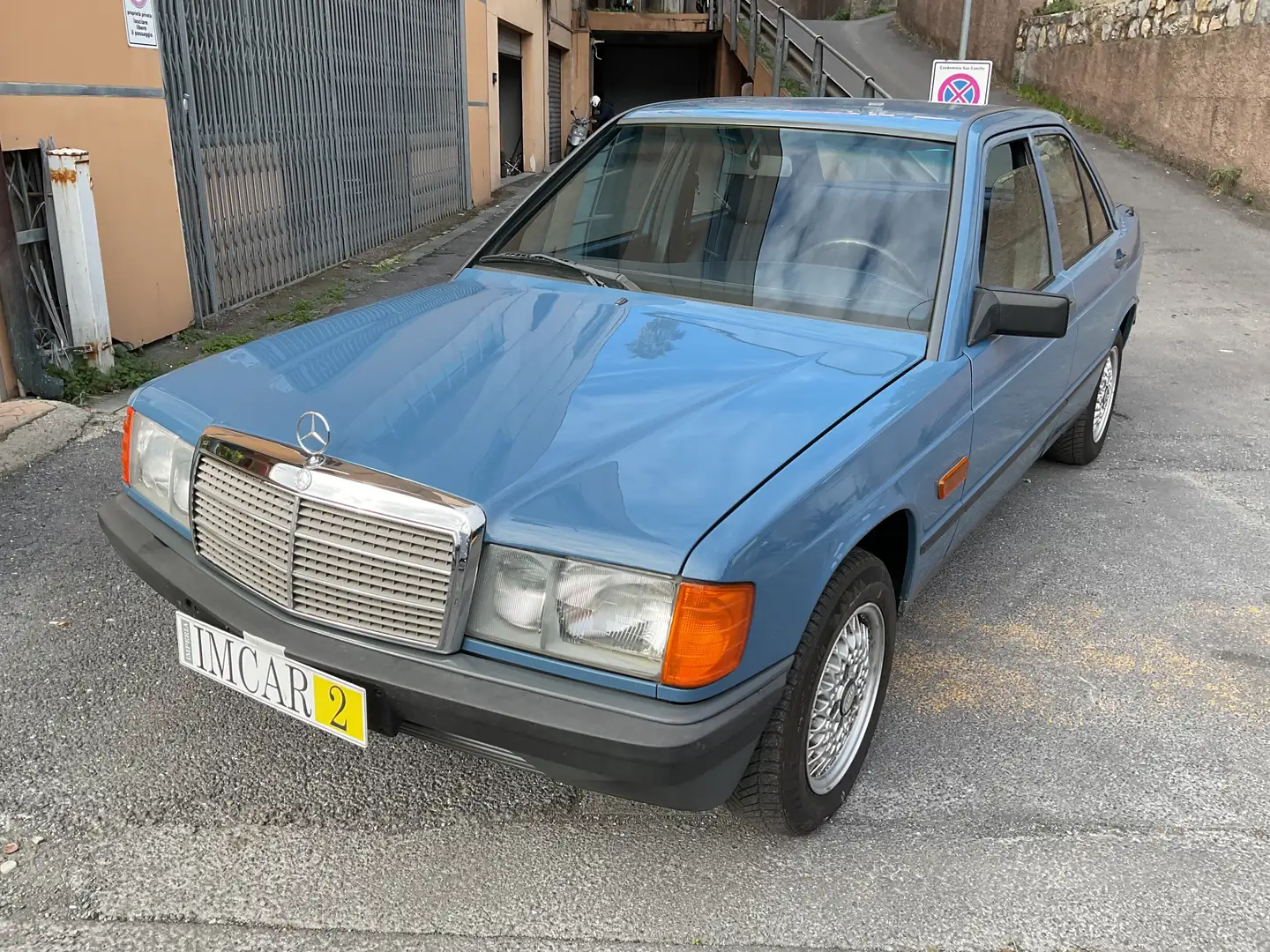 Mercedes-Benz 190 Blu/Azzurro - 1