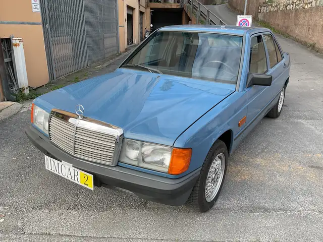 Mercedes-Benz 190