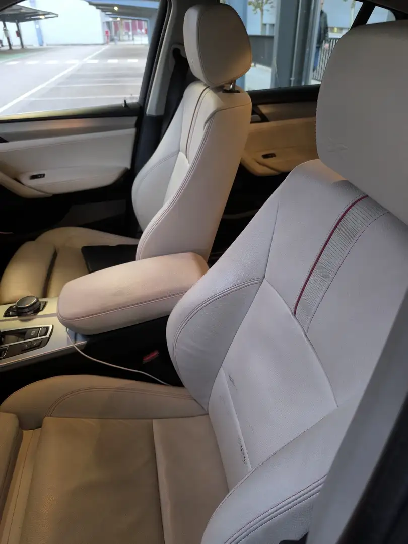 BMW X4 xDrive 30dA - 1