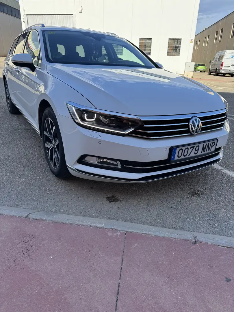 Volkswagen Passat Variant 1.8 TSI (BlueMotion Technology) DSG Comfortline - 1