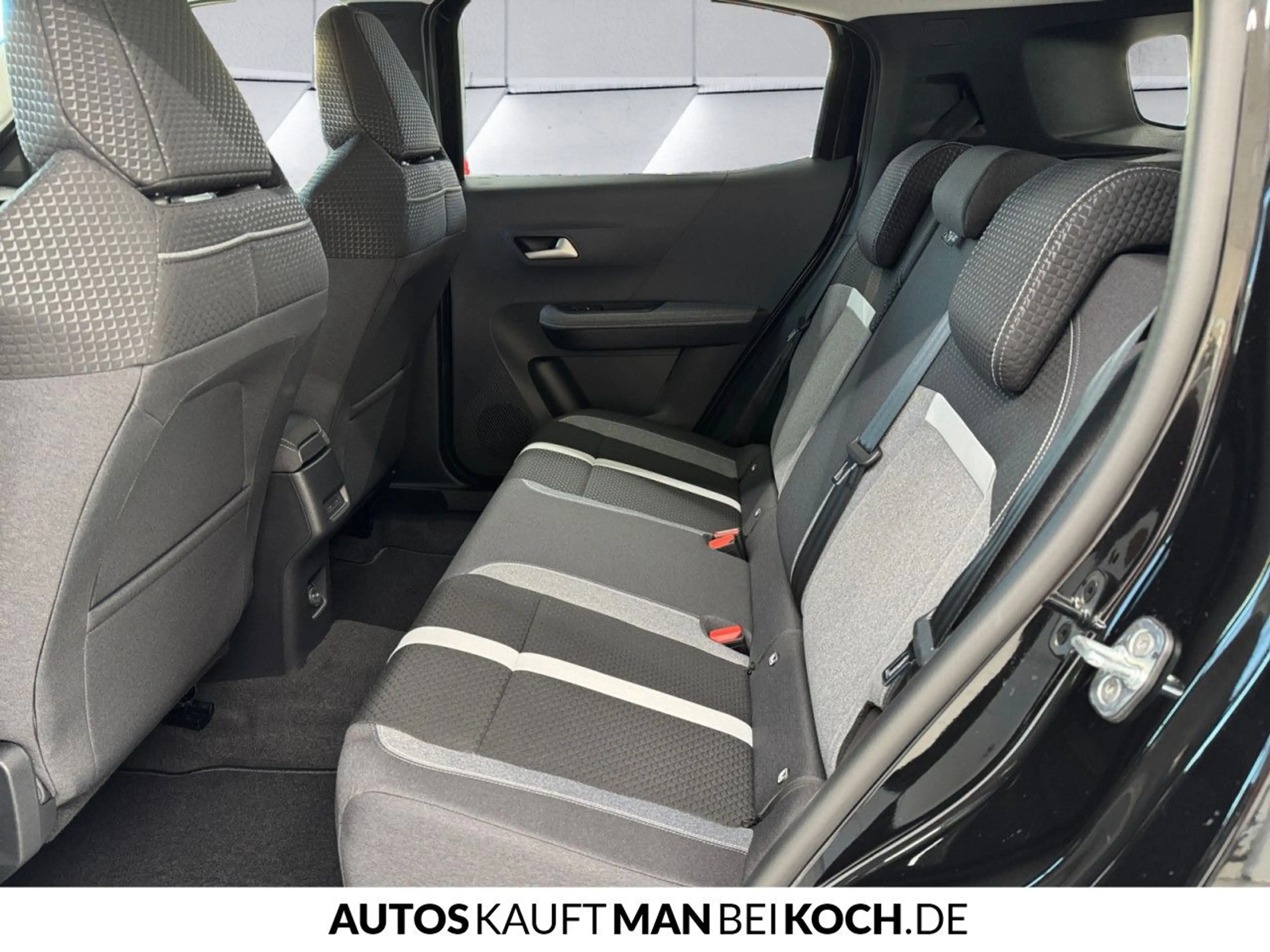 Opel Frontera GS1.2 Hybrid e-DCT6 NAVI 360 SHZ CARPLAY — photo 8