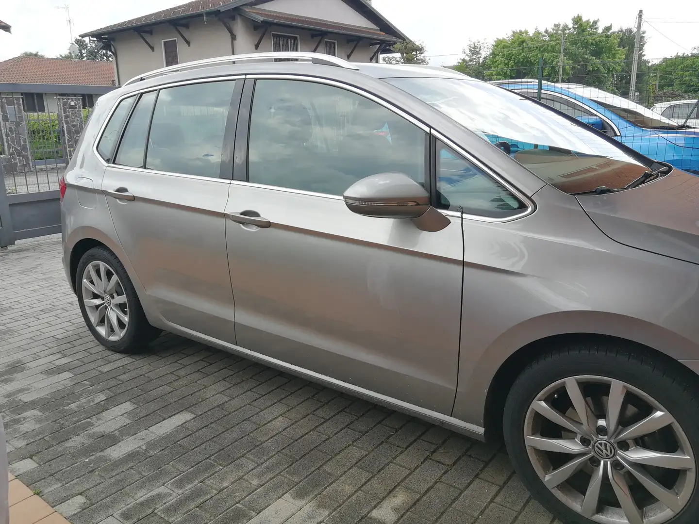 Volkswagen Golf Sportsvan 1.6 tdi Highline Executive (business) 110cv dsg - 1