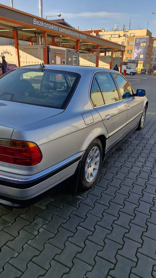 BMW 740d, foto 7