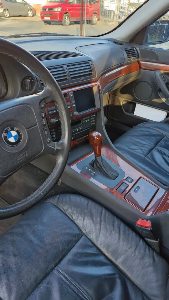 BMW 740d, foto 10