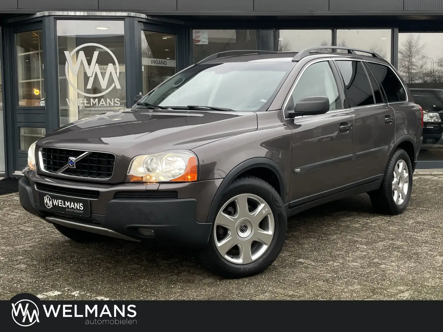 Volvo XC90 2.5 T Exclusive 7p Youngtimer | Carplay Marrón - 1
