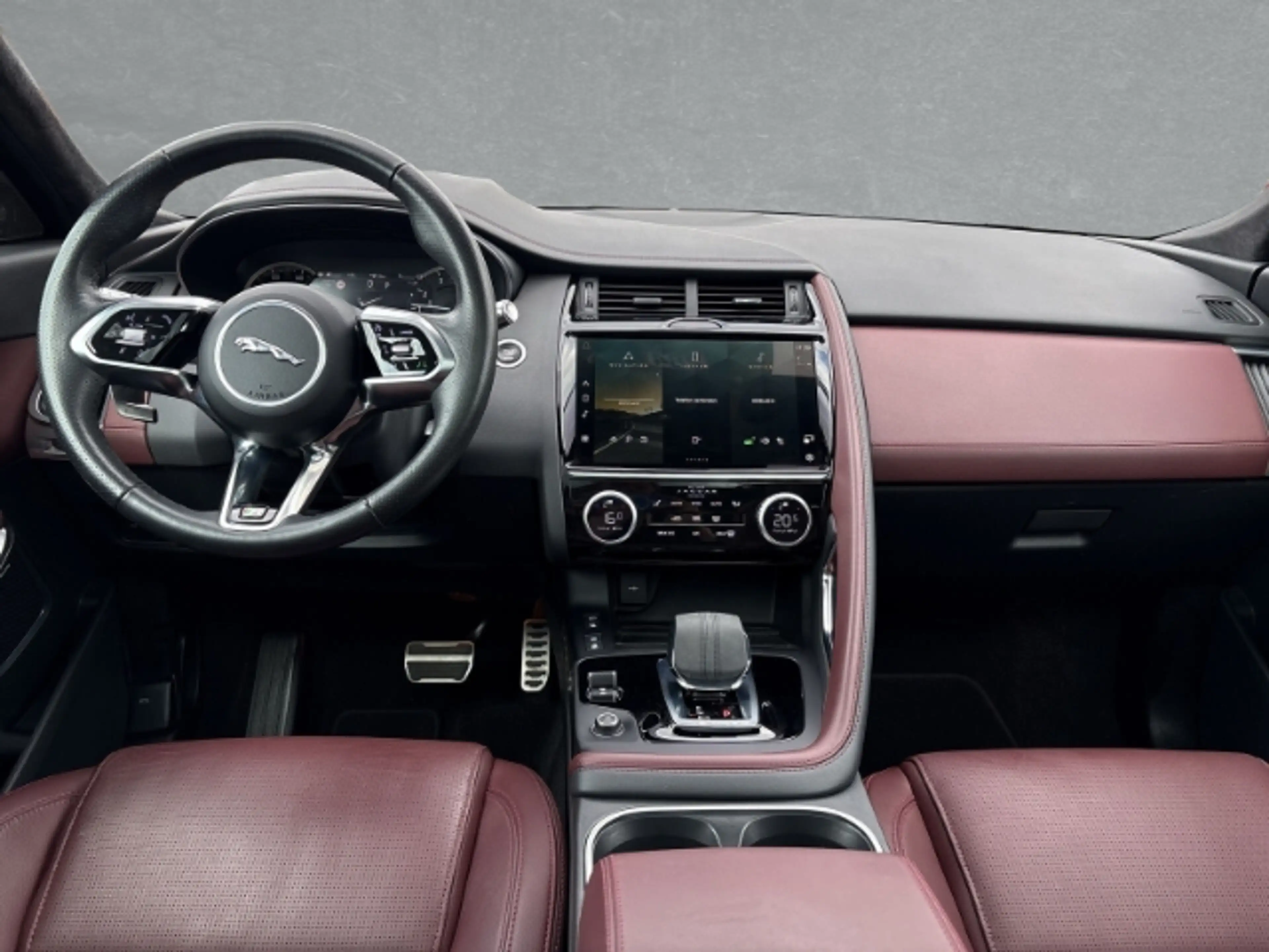 Jaguar E-Pace R-Dynamic S AWD Plug-In Hybrid AD Panorama Navi Le — photo 4
