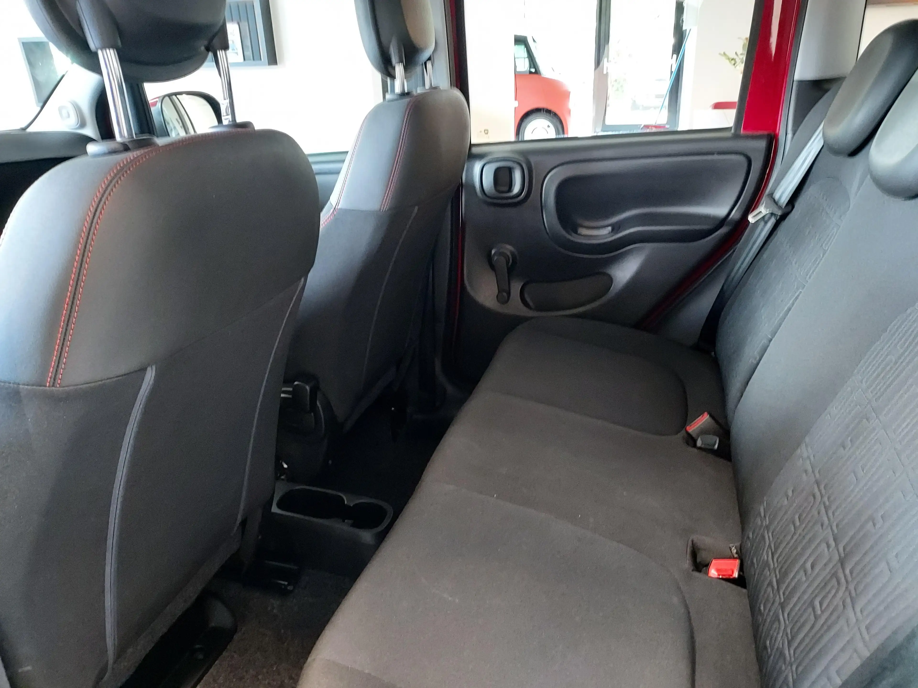 Fiat Panda 1.0 Hybrid Cross 70pk — photo 10