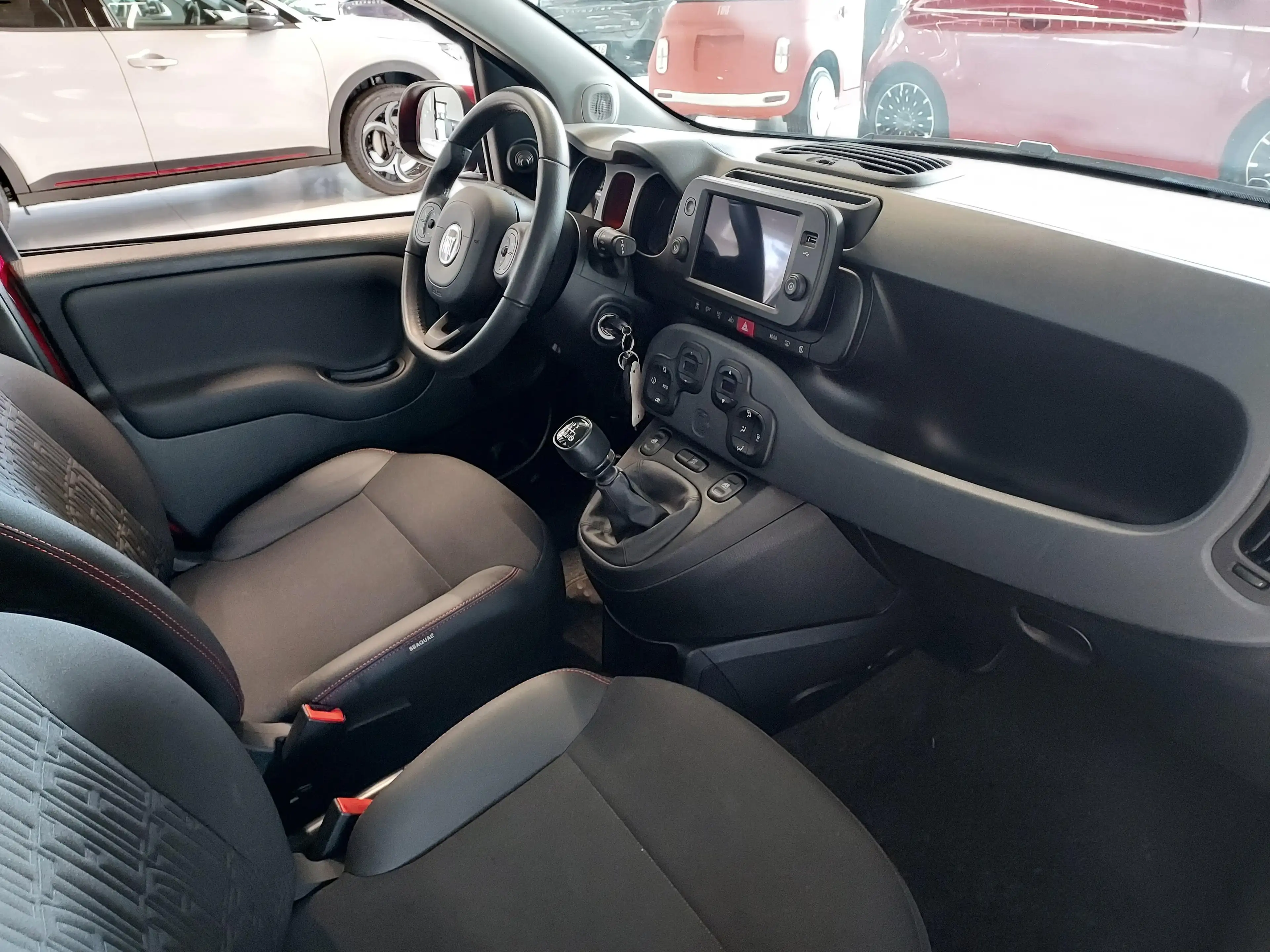Fiat Panda 1.0 Hybrid Cross 70pk — photo 9