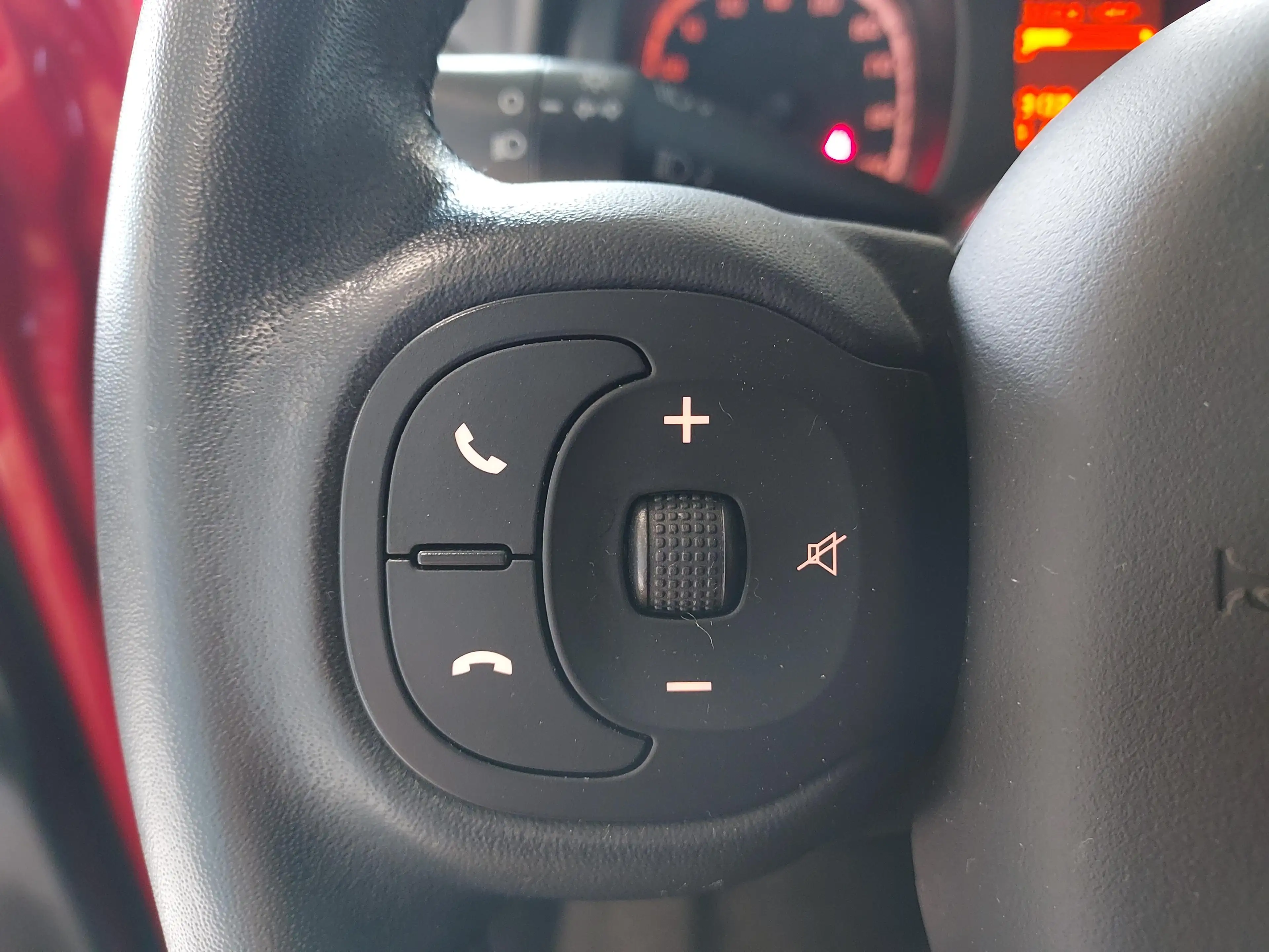 Fiat Panda 1.0 Hybrid Cross 70pk — photo 15