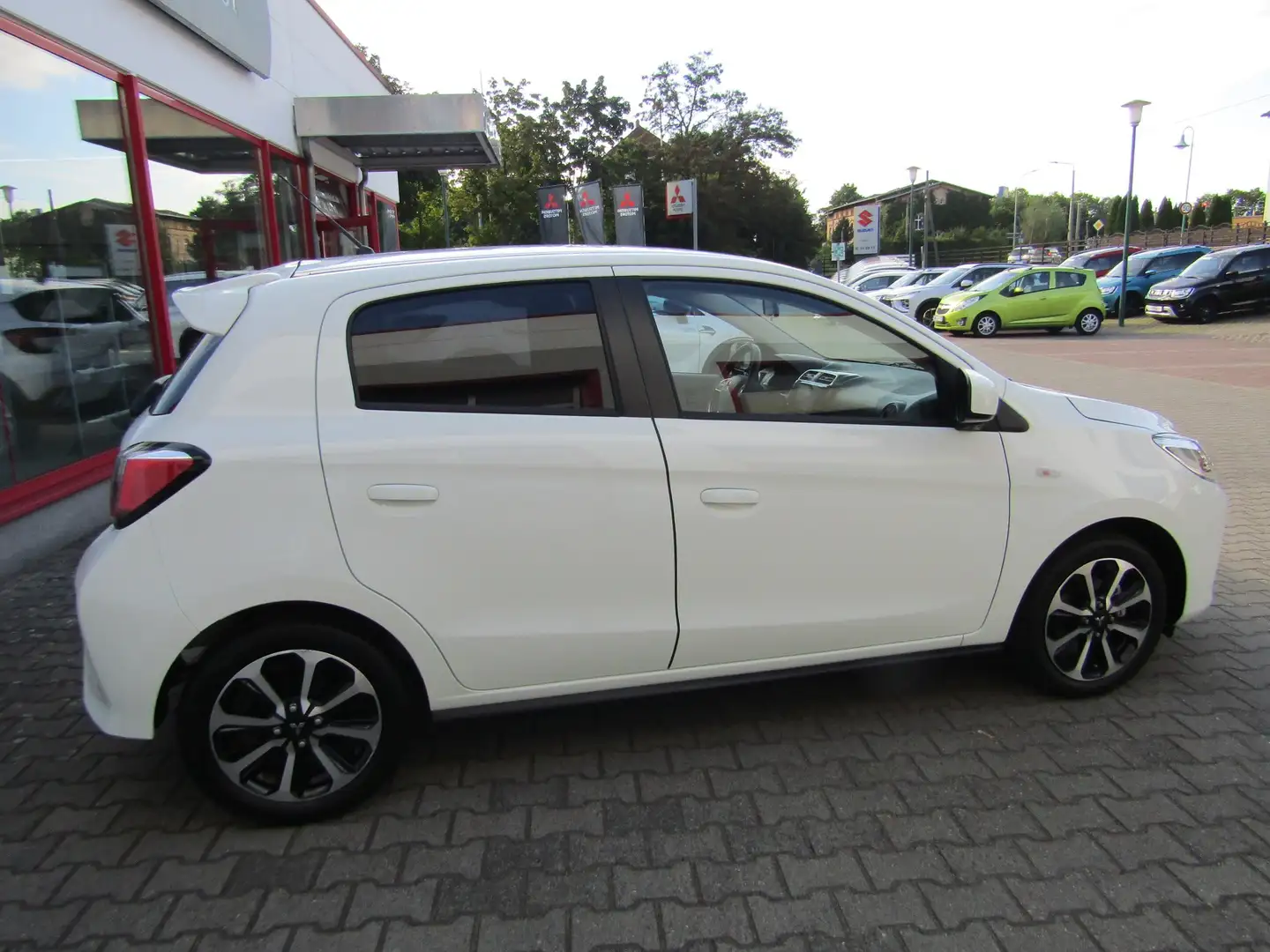 Mitsubishi Space Star 1.2Select Plus CVT Allwetter Kamera Sitzheizung Blanc - 2