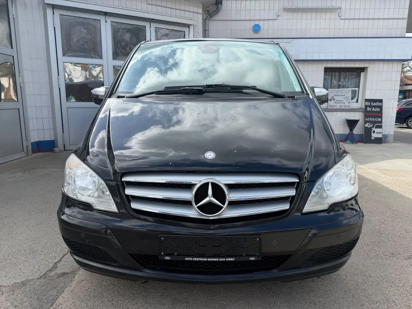 Mercedes-Benz Viano 3.0 CDI lang *Automatik*7-Sitze*Navi*AHK* Negro - 2