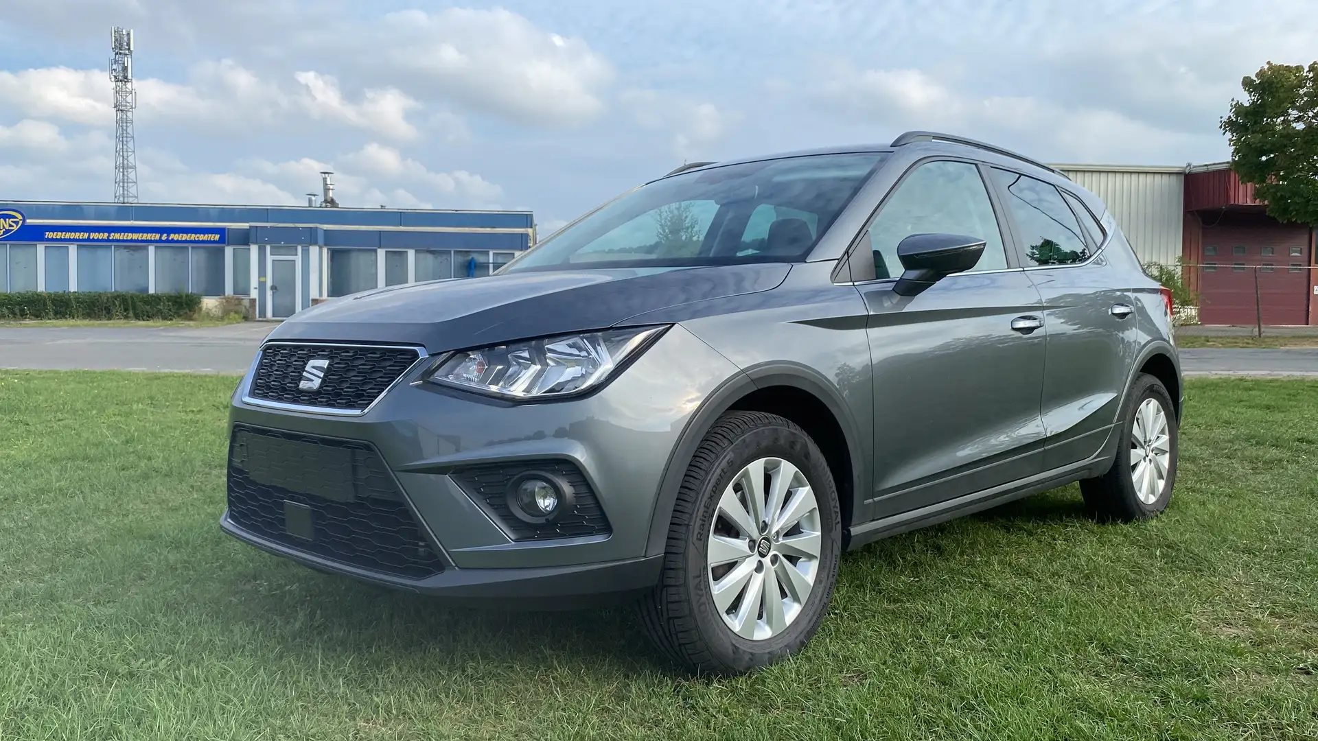 SEAT Arona ✅ Arona 1.0 Eco TSI DSG Style Gris - 1