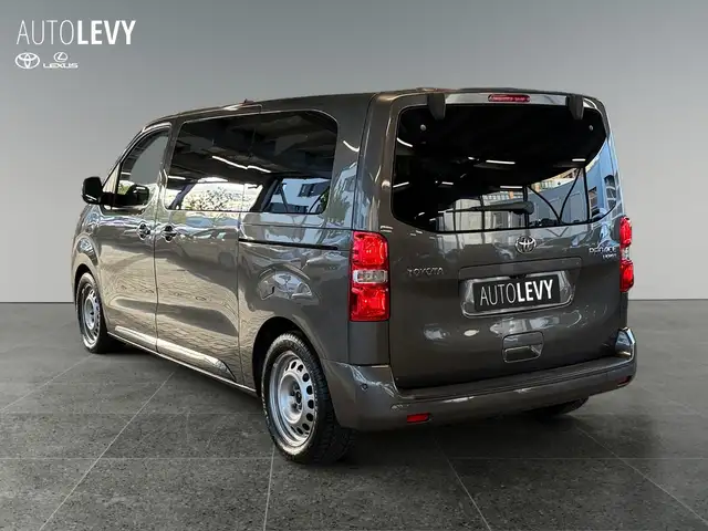 Toyota Proace view 4