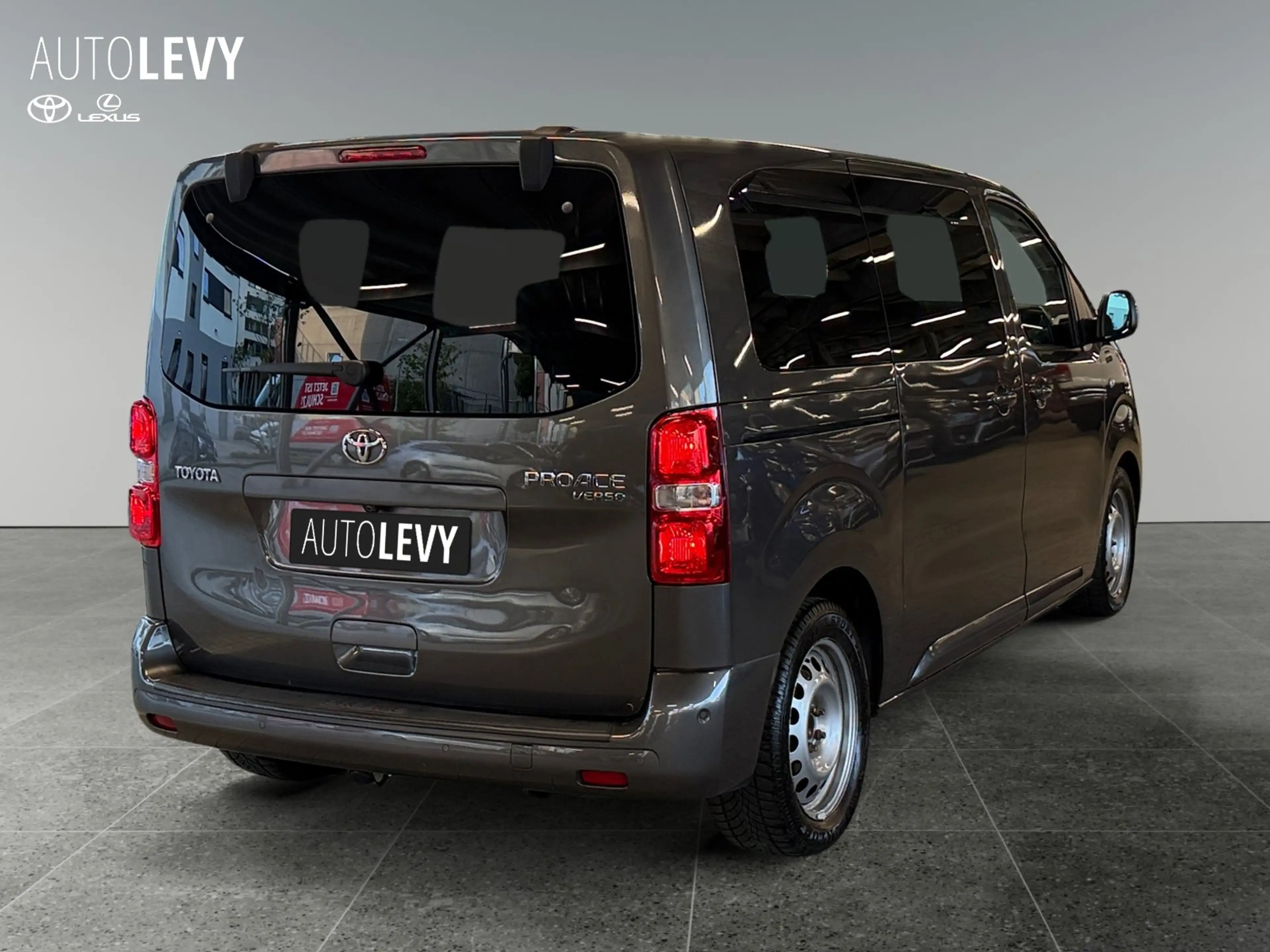 Toyota Proace Verso 2.0 D L1 Executive +HeadUp+Pano+AHK+ — photo 6