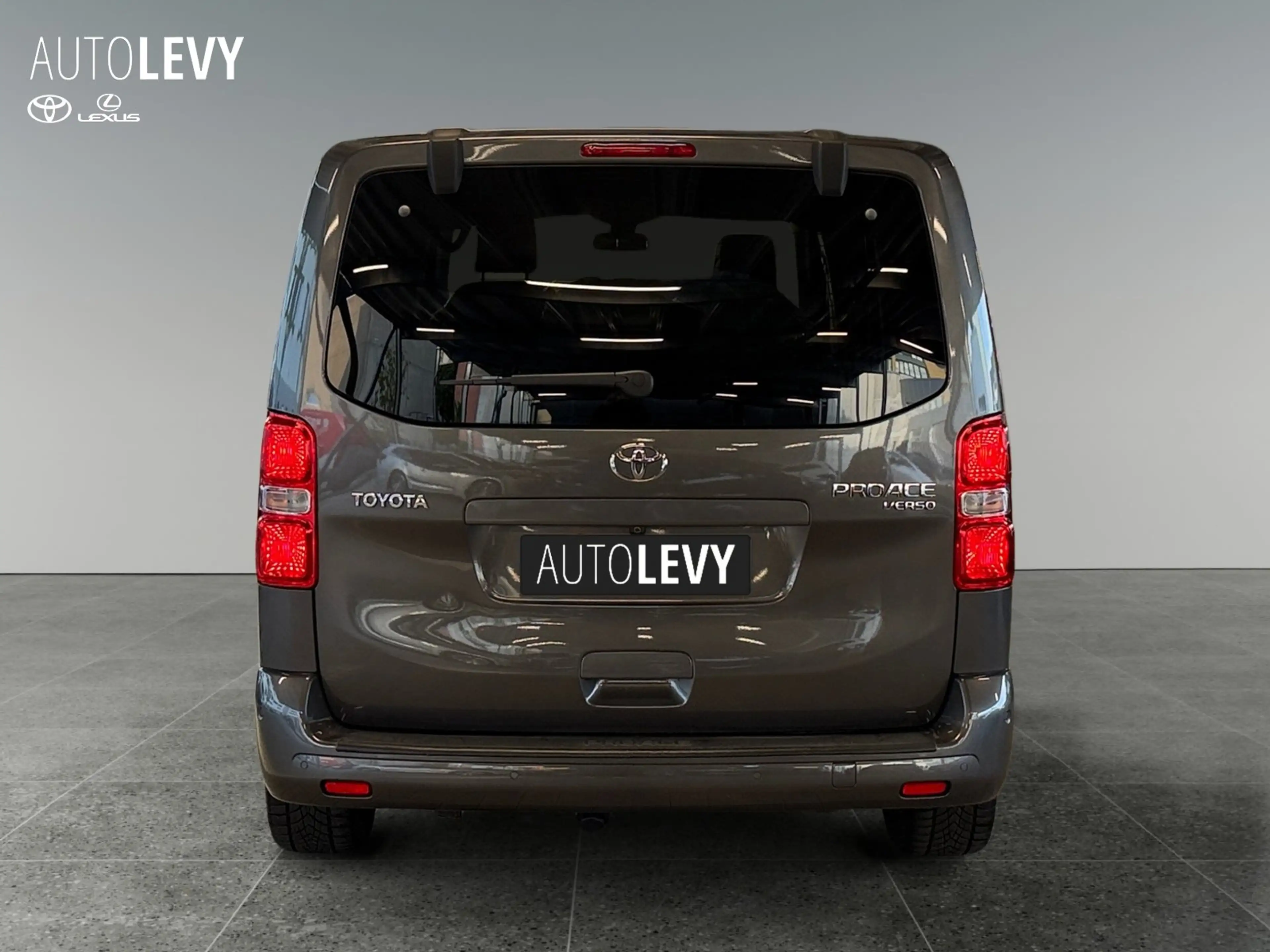 Toyota Proace Verso 2.0 D L1 Executive +HeadUp+Pano+AHK+ — photo 5