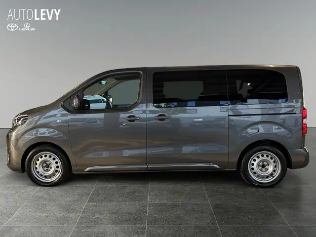 Toyota Proace view 3