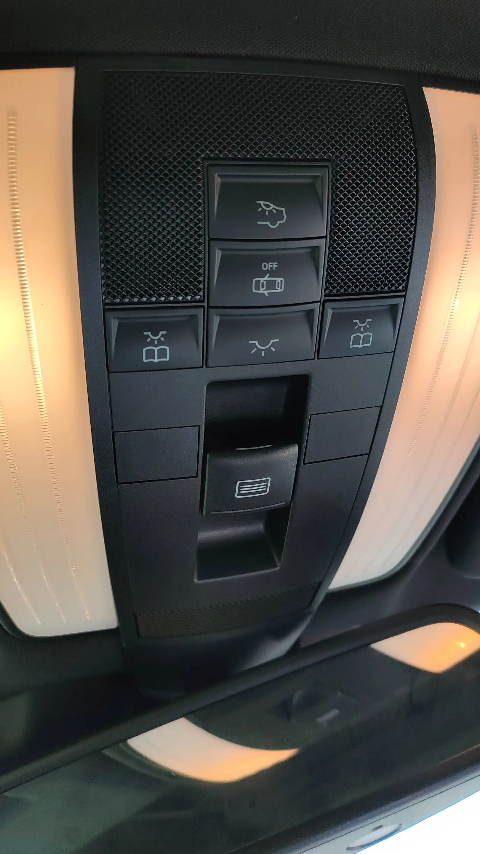 Mercedes-Benz E 350 E 350 BlueTec 4Matic (212.294), im KD-Auftrag — photo 12