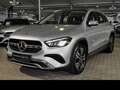 Mercedes-Benz GLA 220 4M Edition Progressive Line AHK+Pano Argent - thumbnail 1