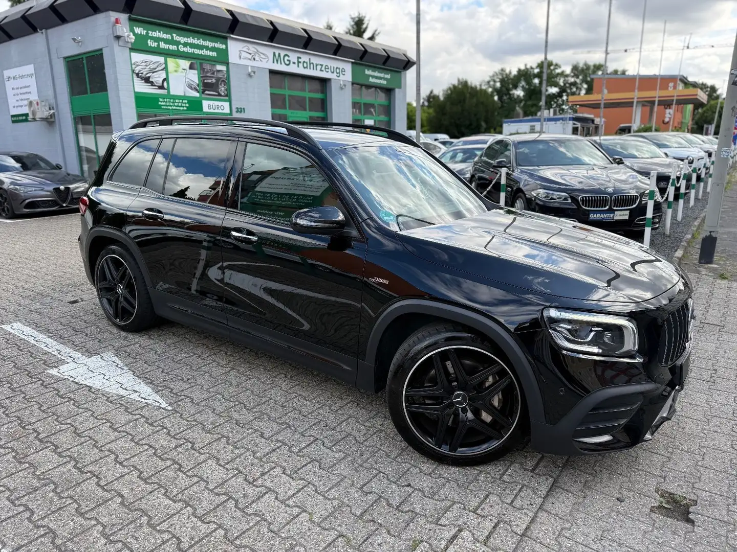 Mercedes-Benz GLB 35 AMG 4Matic NIGHT PAKET MB SCHECKHEFT Noir - 2